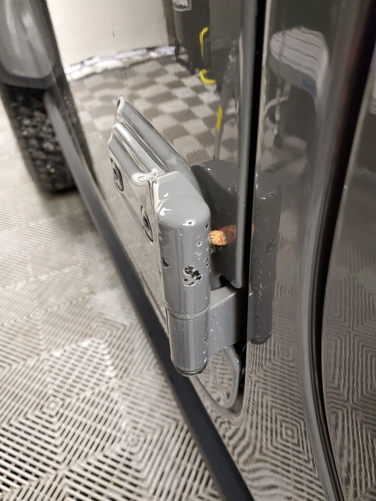 Jeep Gladiator How to Protect Against Paint Chips on Door Hinges? 20210215_113703