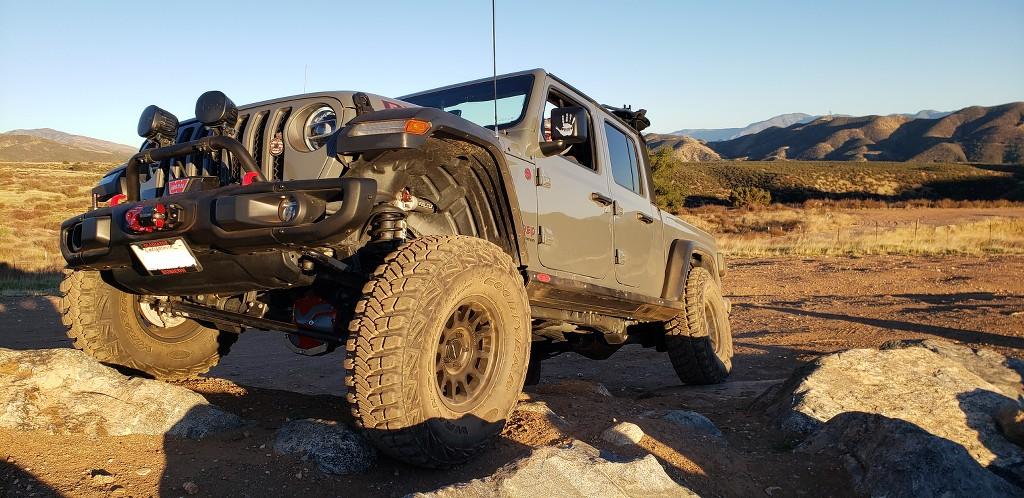 Jeep Gladiator SHOW ME YOUR WHEELS! HJD4Wx
