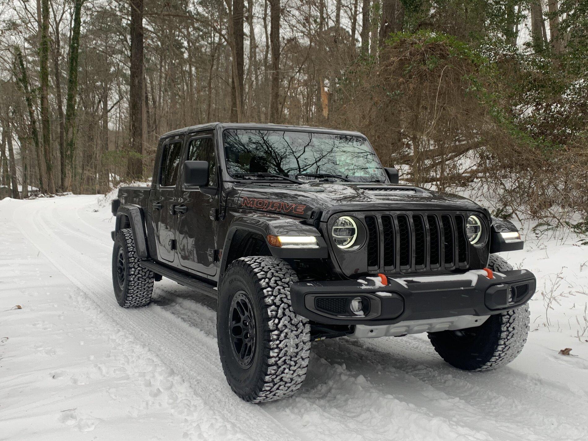 Jeep Gladiator MOJAVE Edition Gladiator JT Club F7539ACD-5EC3-4B64-82FA-1DA3D970E8E6