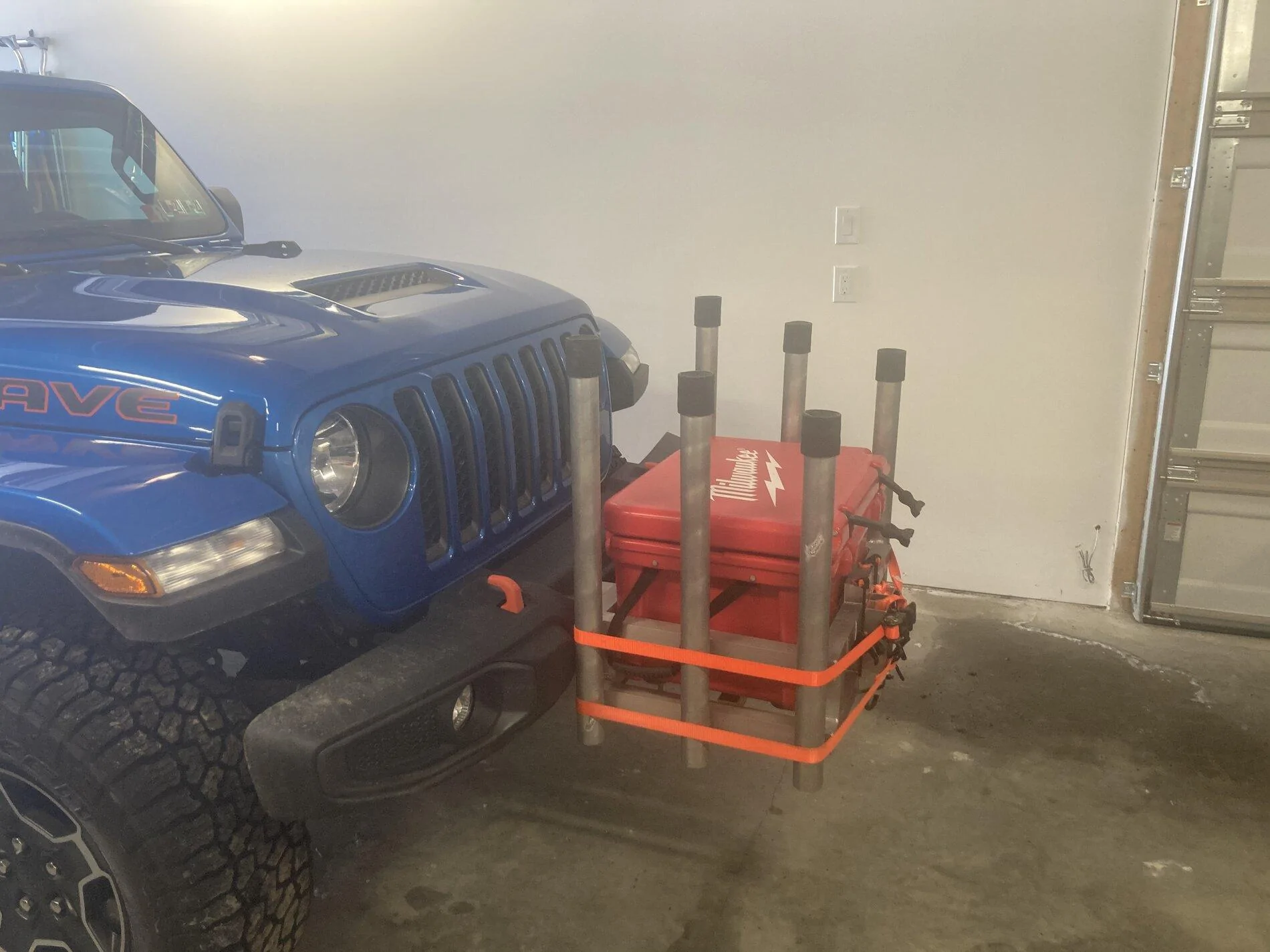 Jeep Gladiator How are you transporting fishing rods? E5EE2A2D-8E7F-43E2-A393-0B3E06D21546