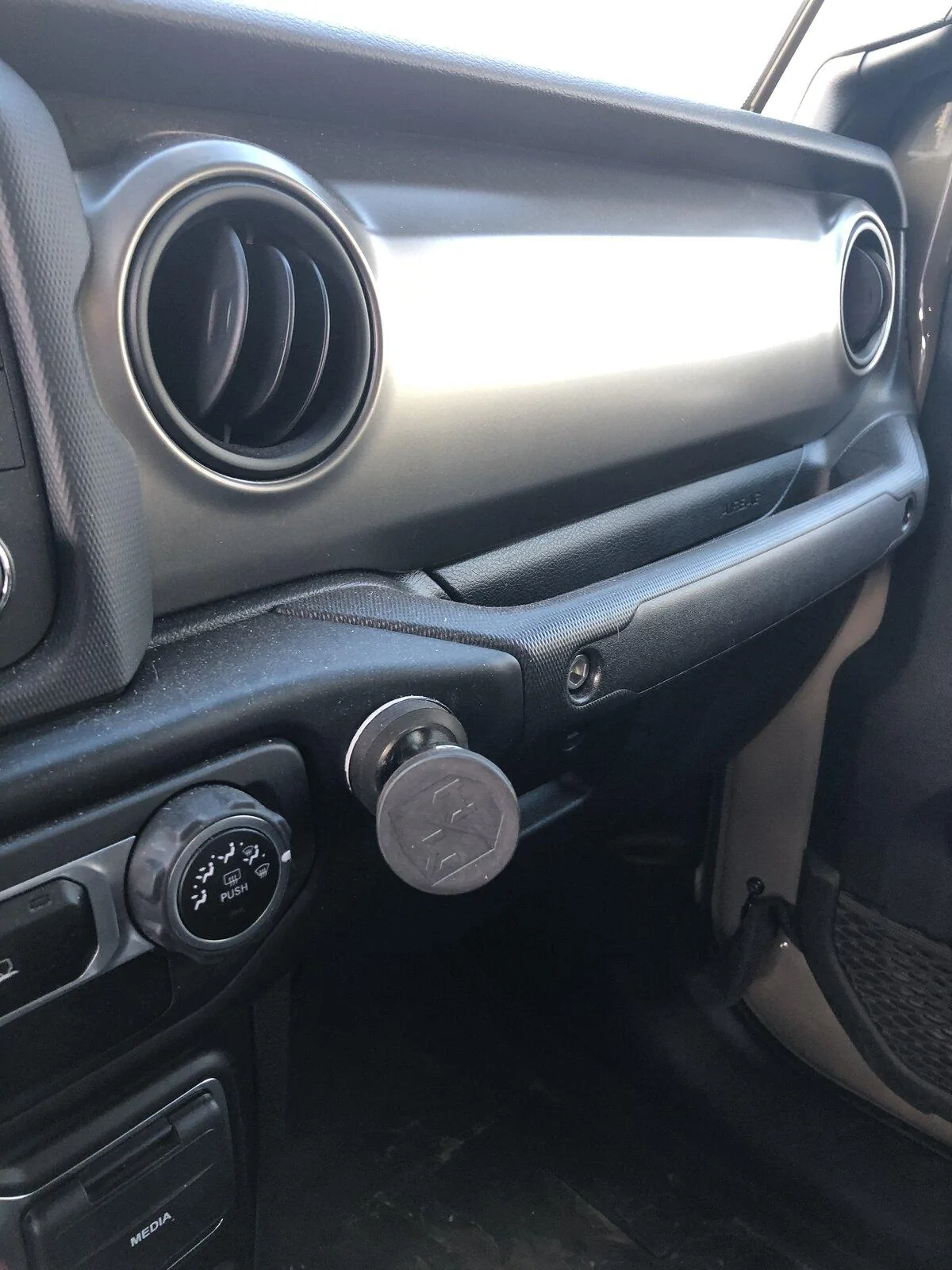 Jeep Gladiator Another Phone Mounting idea 0B1D6F30-8655-4996-B54F-D42E13C063CD