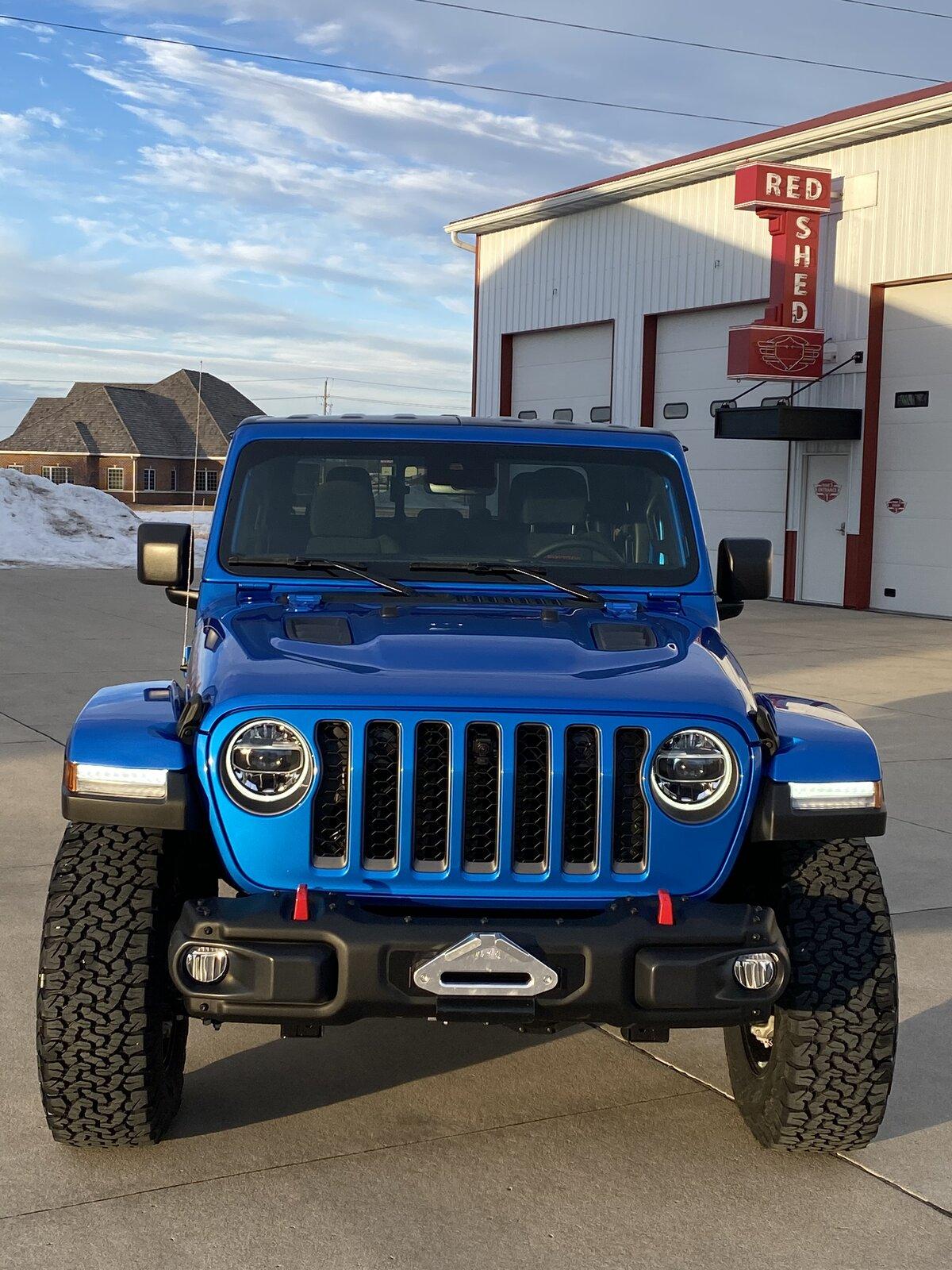 Jeep Gladiator Iowa Hydro-Blue Rubicon DB743DFE-BDCC-43A1-BCCF-D12EB8344E9E
