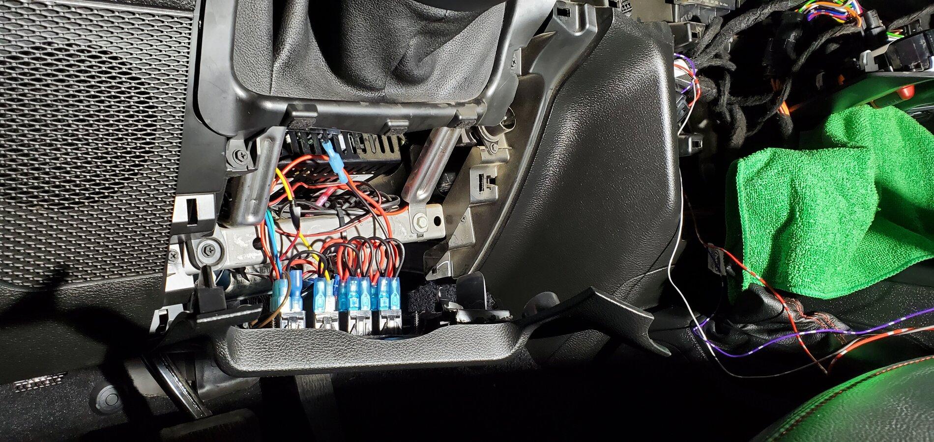 Jeep Gladiator JT 3Wliners window control module install. 20210223_105818