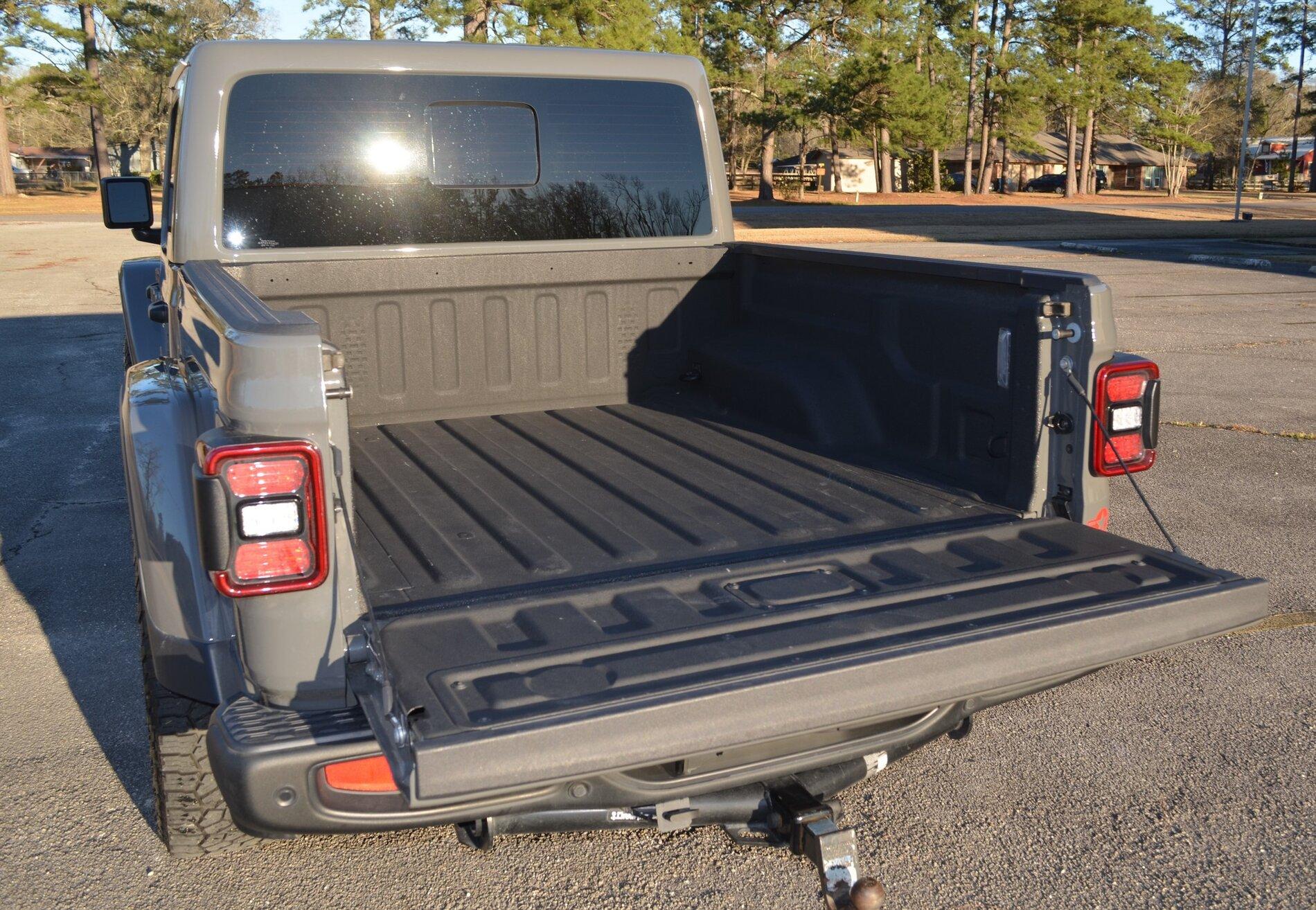 Jeep Gladiator 2020 Jeep Gladiator Rubicon Loaded DSC_0243.JPG