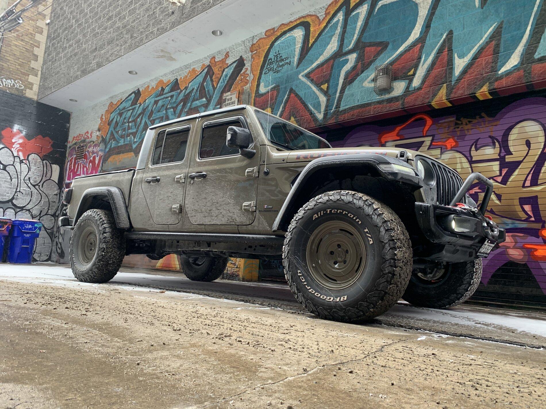 Jeep Gladiator My Gator Retro/Export style/Overlander  Gladiator Rubicon build. E022722F-7429-4E00-8A51-9C7647F63AB0