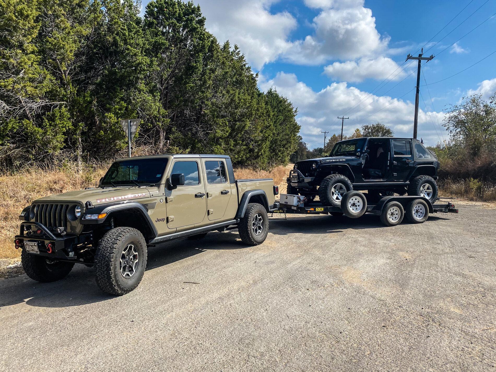 Jeep Gladiator Standard front Rubicon bumper or Steel ? C50AD91E-19CA-4170-BE98-11E5DE265FC3
