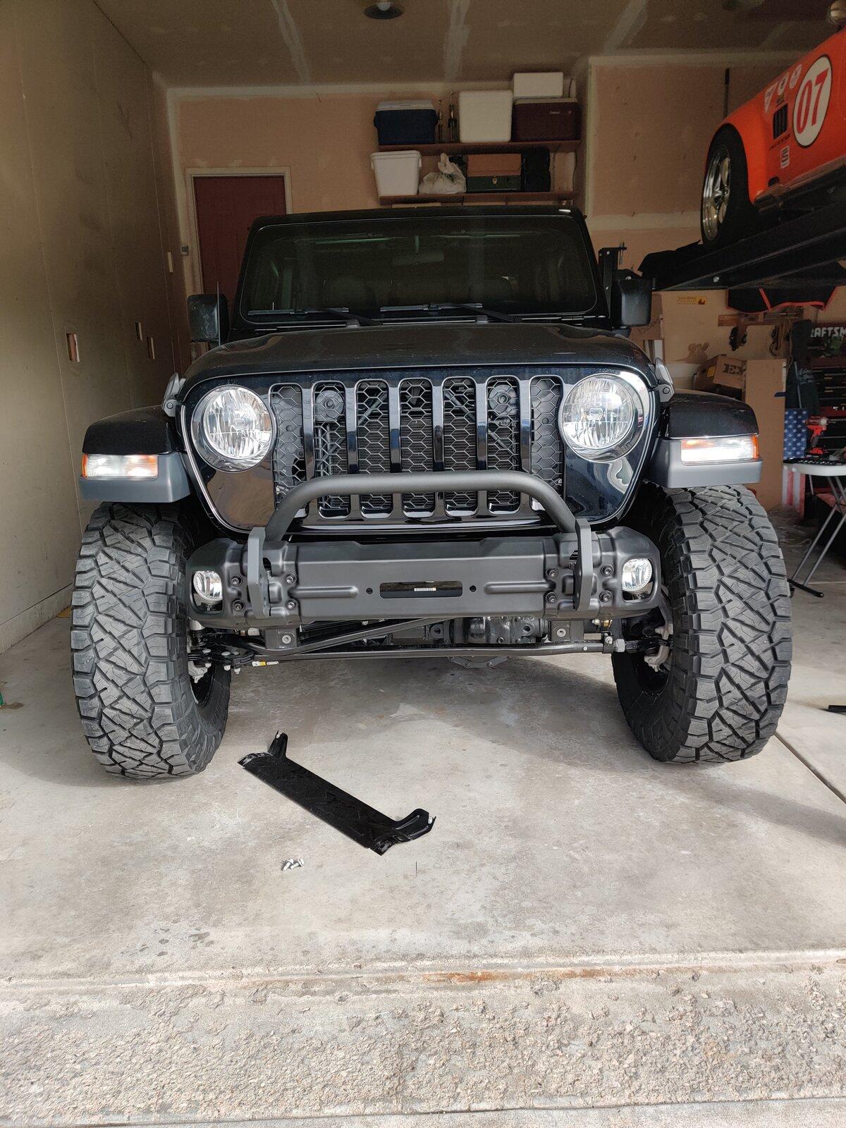 Jeep Gladiator Rugged Ridge Arcus bumper rubbing?? IMG_20210224_151347