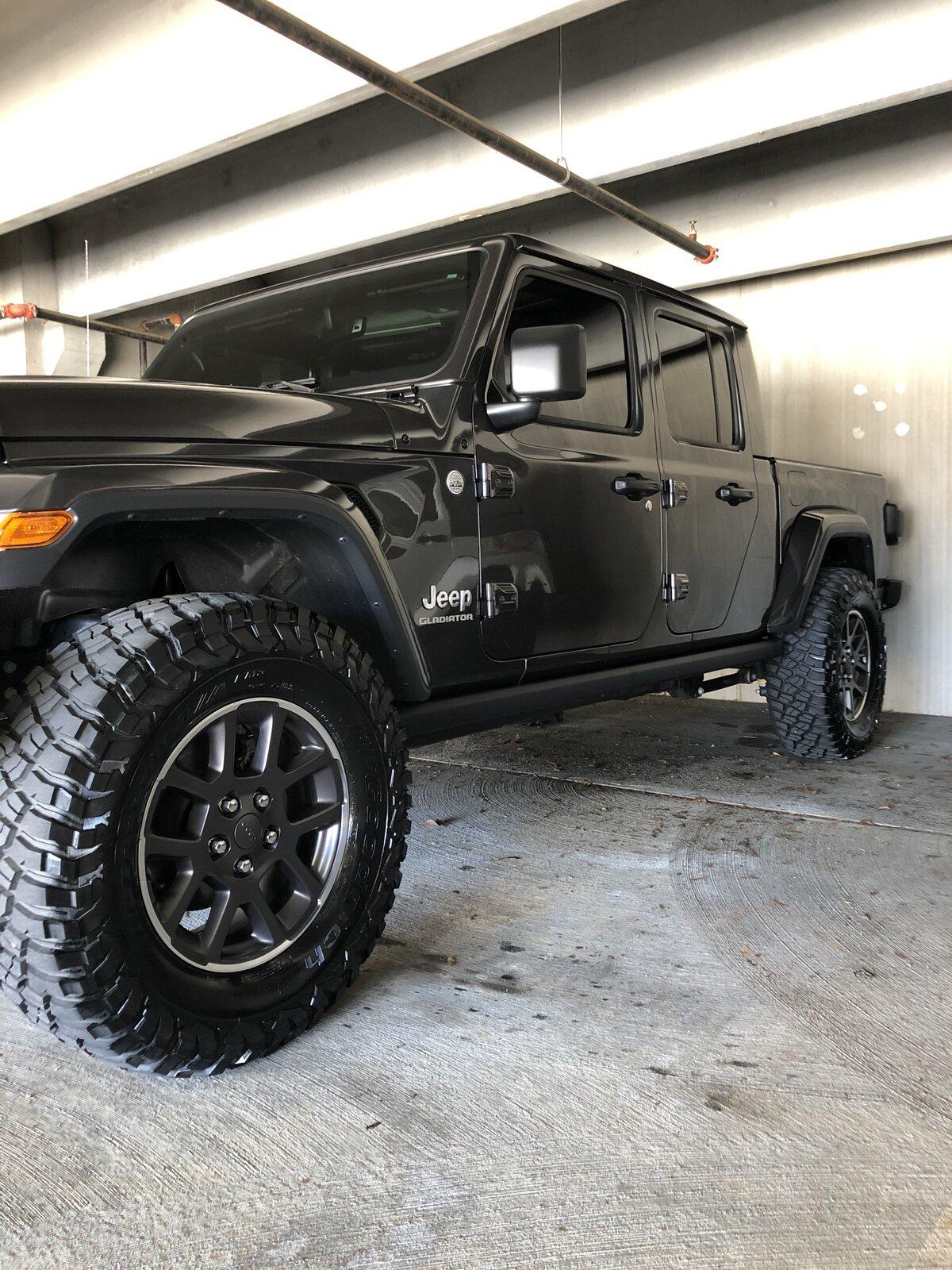Jeep Gladiator Side steps/rails etc.   what are you all runnin ? 2EEEC4D1-D35E-4A15-BE9F-7A26F389C3C2