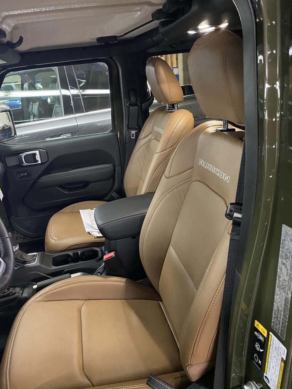 Jeep Gladiator SARGE GREEN Gladiator club 3AB44F97-C39C-4800-ACC6-9B1749CFE7DA