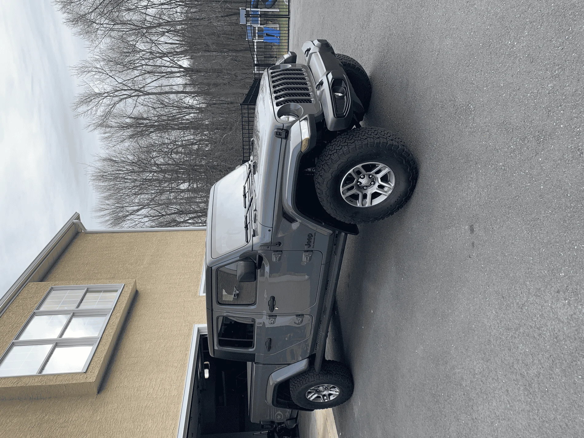 Jeep Gladiator Sting-Gray owner... show me your gray wheels tempImageflUnBT