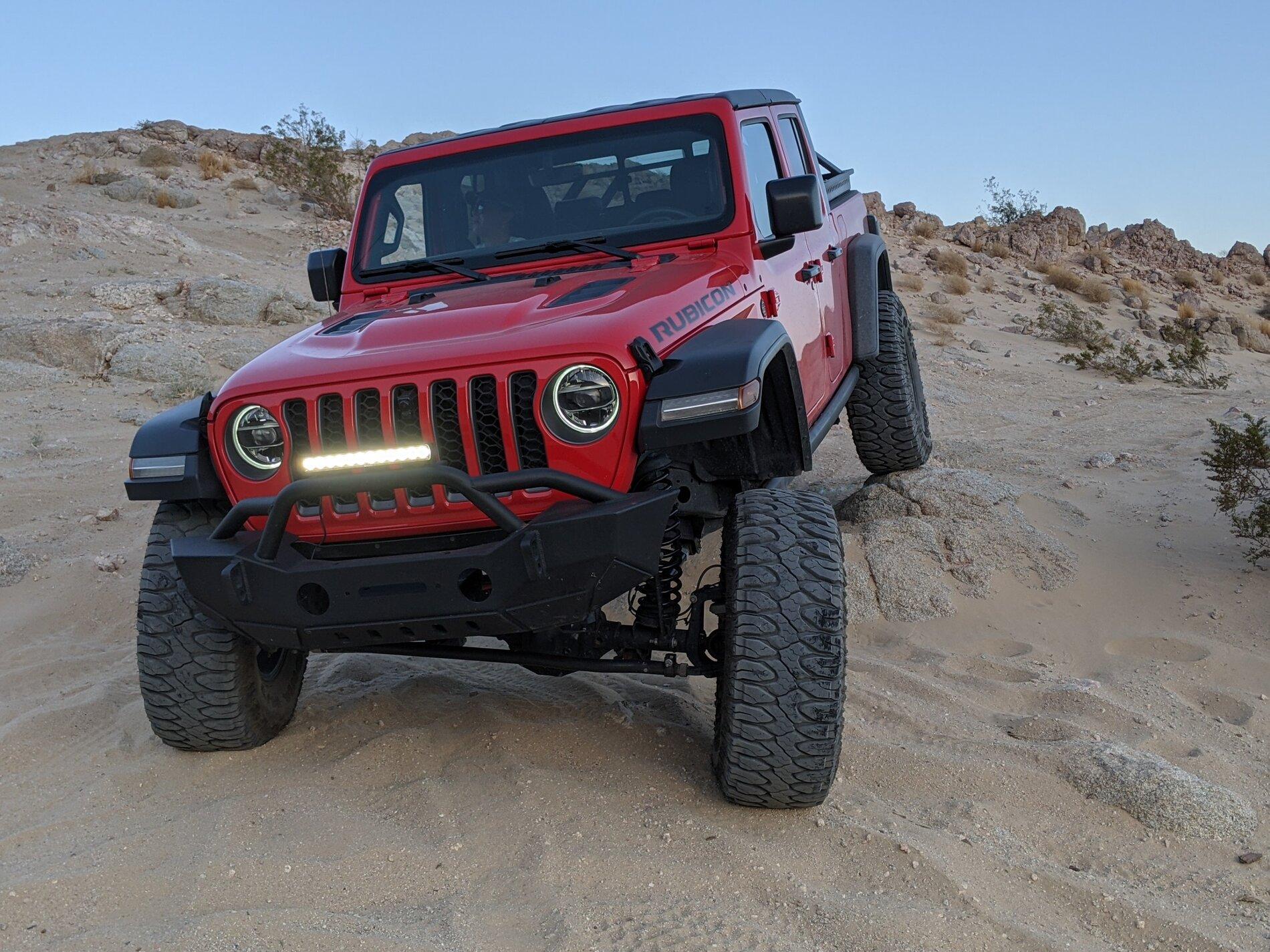 Jeep Gladiator EVO 4.5" / 38" desert trail Gladiator build PXL_20210228_005602628