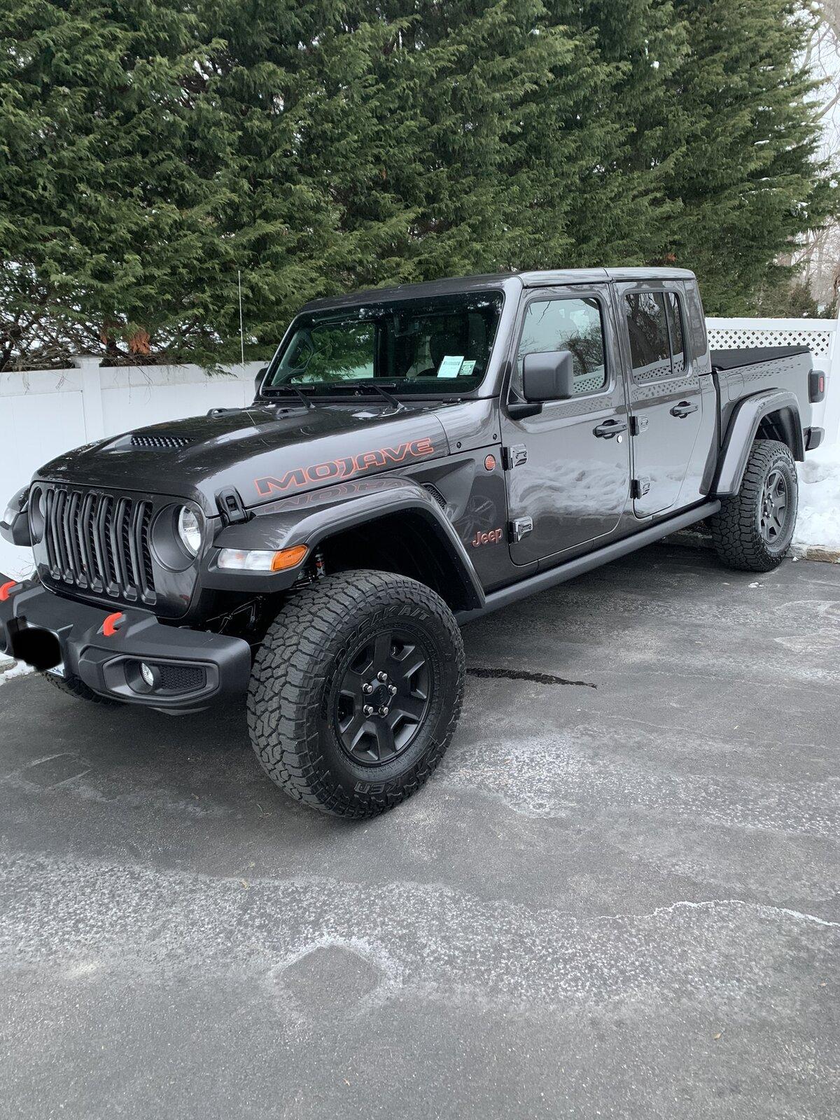 Jeep Gladiator GRANITE CRYSTAL JT Gladiator Club 17B87537-6960-43A8-8B0A-95A4B5B0DDB2