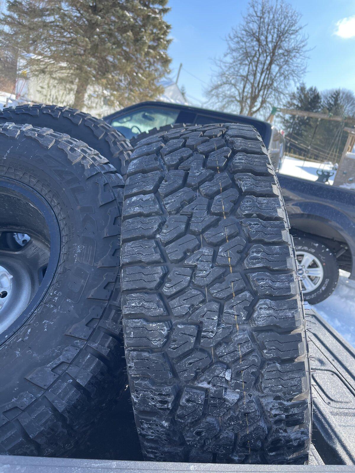Jeep Gladiator Mojave wheels/tires for sale 9A9F47FB-CF88-40F2-BB9C-9526A21C04DD
