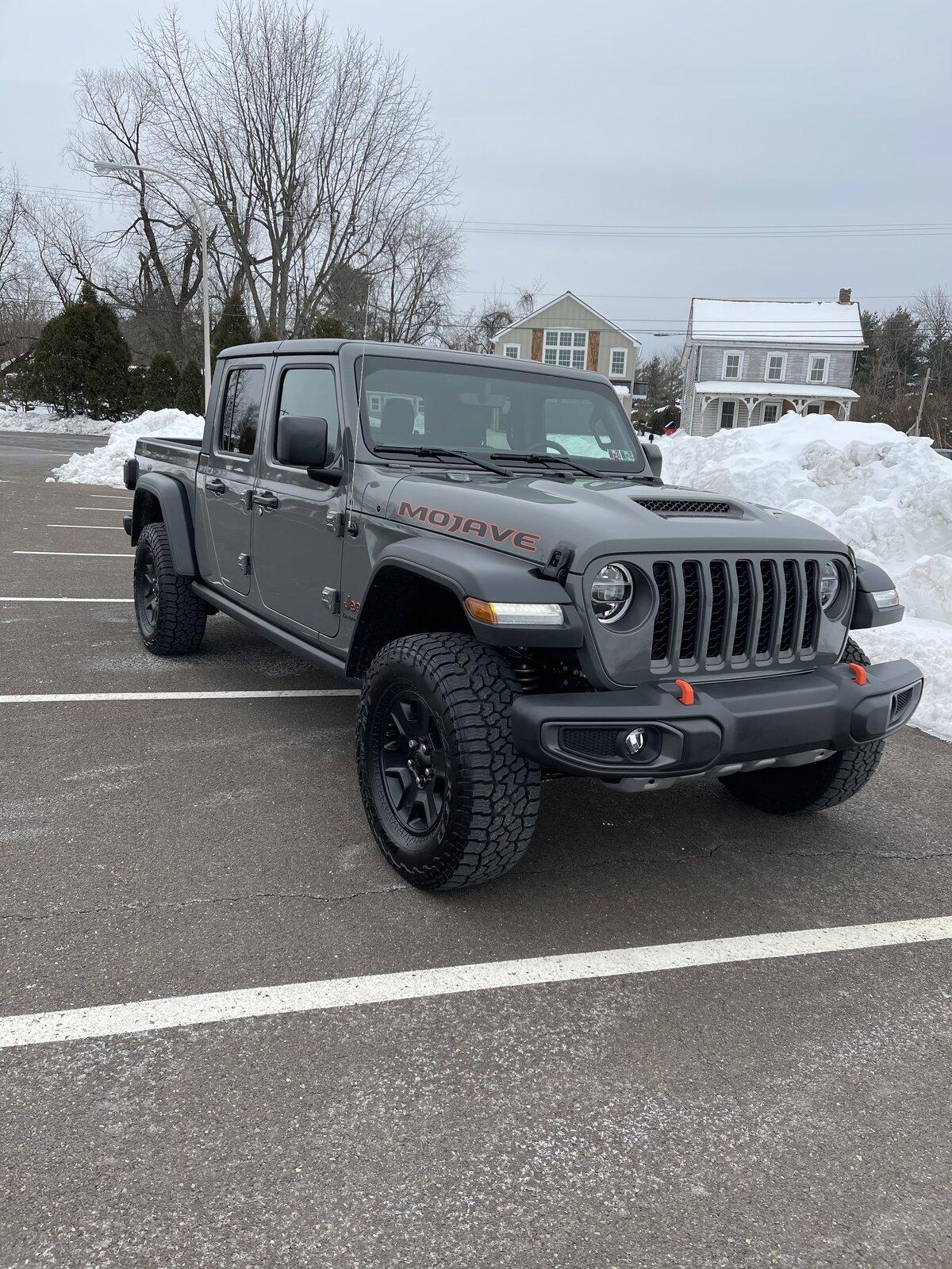 Jeep Gladiator Mojave wheels/tires for sale 5960E8CC-B258-4FB0-B394-71C8861B612F