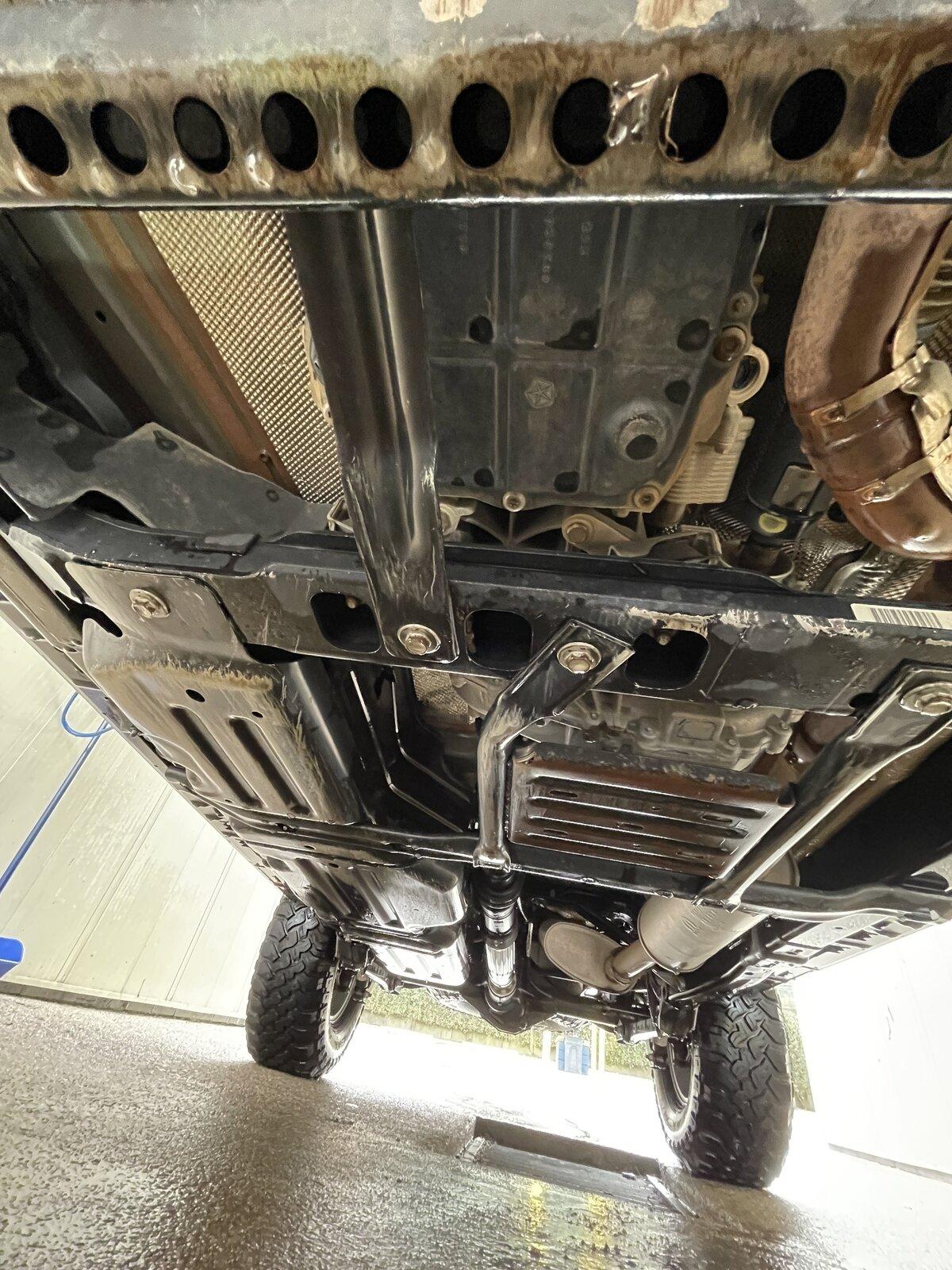 Jeep Gladiator 35k Miles Photos F921FEB2-0D8D-4CAA-9EDC-9F63E37898B4