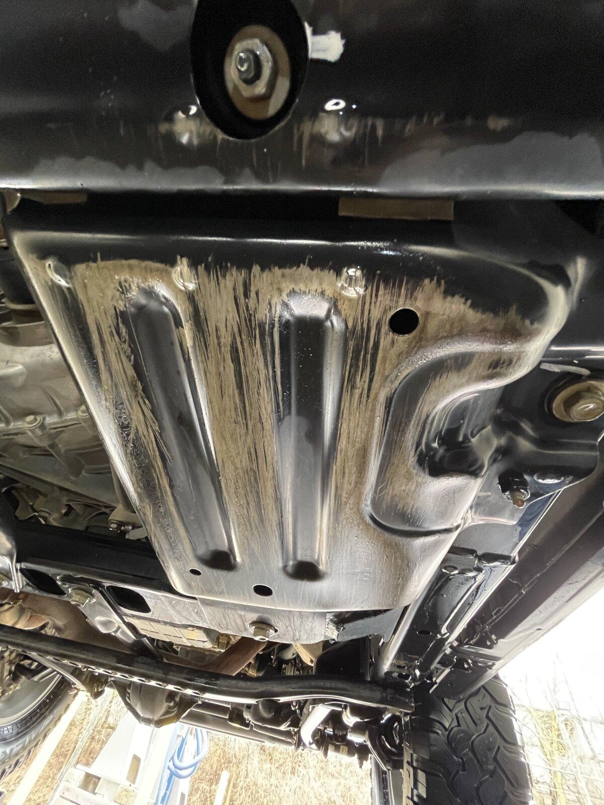 Jeep Gladiator 35k Miles Photos 40CE2C64-8C3F-40AF-AF6A-3524C74A5312