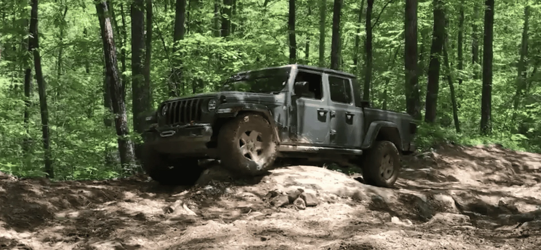 Jeep Gladiator 35k Miles Photos 7840B232-AAD6-4E27-A32C-746AEBE92569