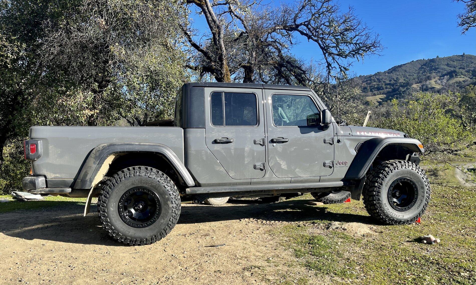 Jeep Gladiator Eco Diesel lift 13188BB8-356D-46A1-9E3B-AC24DC7AA3DA