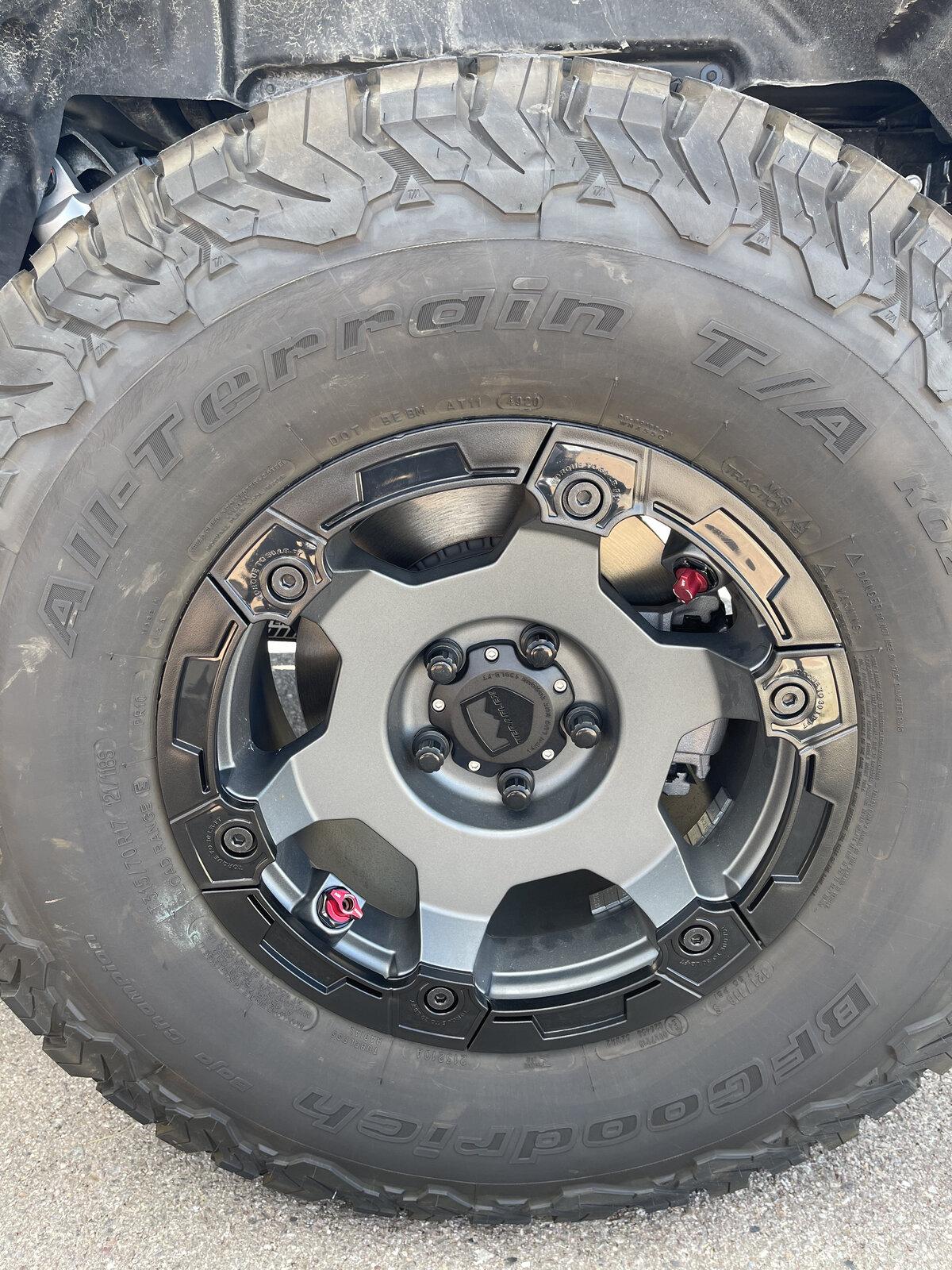Jeep Gladiator TeraFlex 3.5 inch CT2 Lift with Falcon 3.3 Shocks CA8B7A25-5593-4E8F-B516-9243825B8E7F