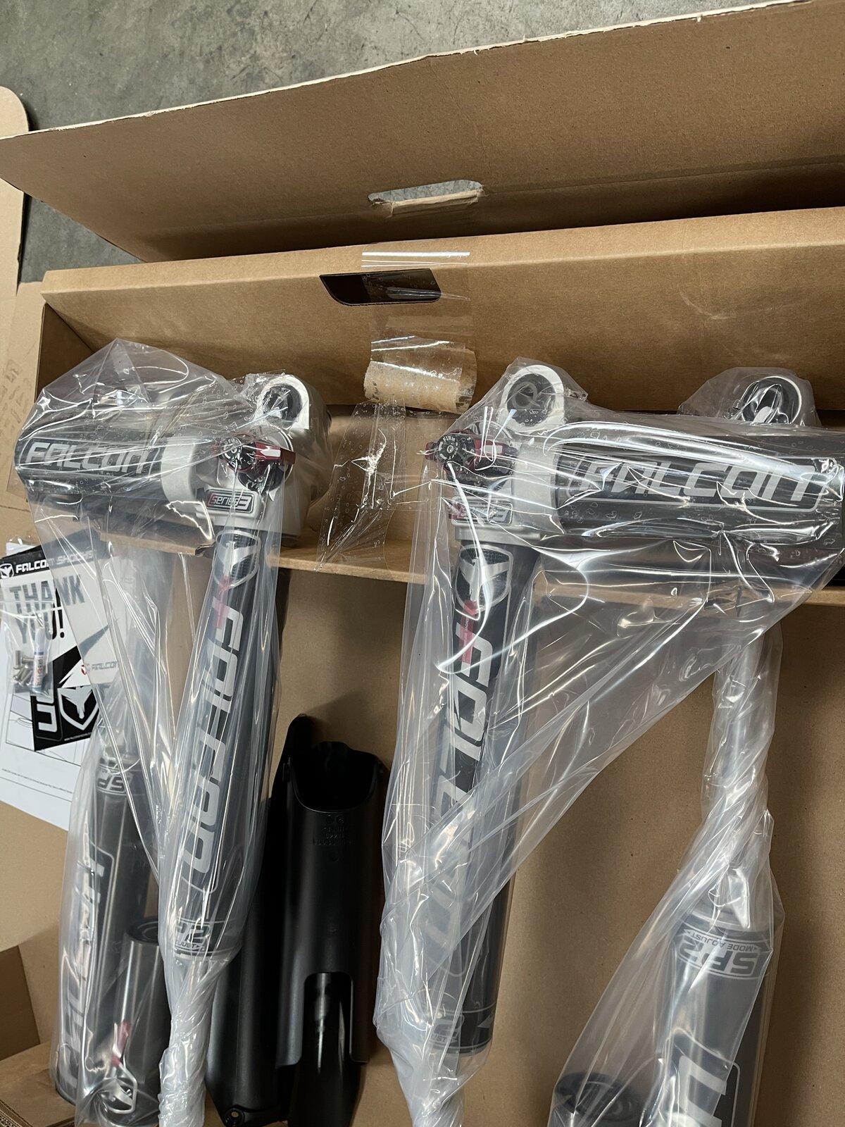 Jeep Gladiator TeraFlex 3.5 inch CT2 Lift with Falcon 3.3 Shocks 9705F28D-2183-42E5-9735-71744A3CB7CA
