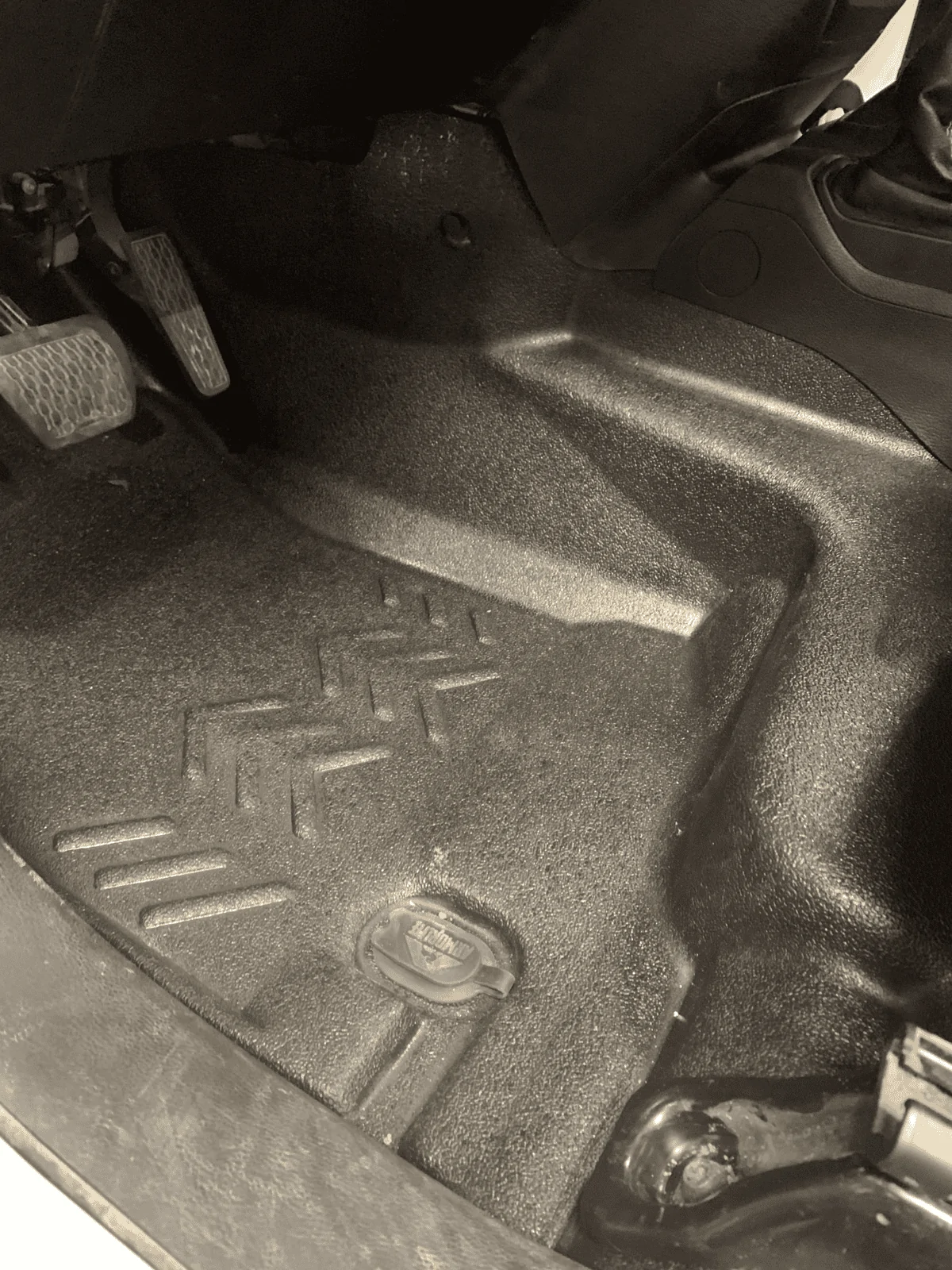 Jeep Gladiator Anyone remove the carpet? 1614624028495