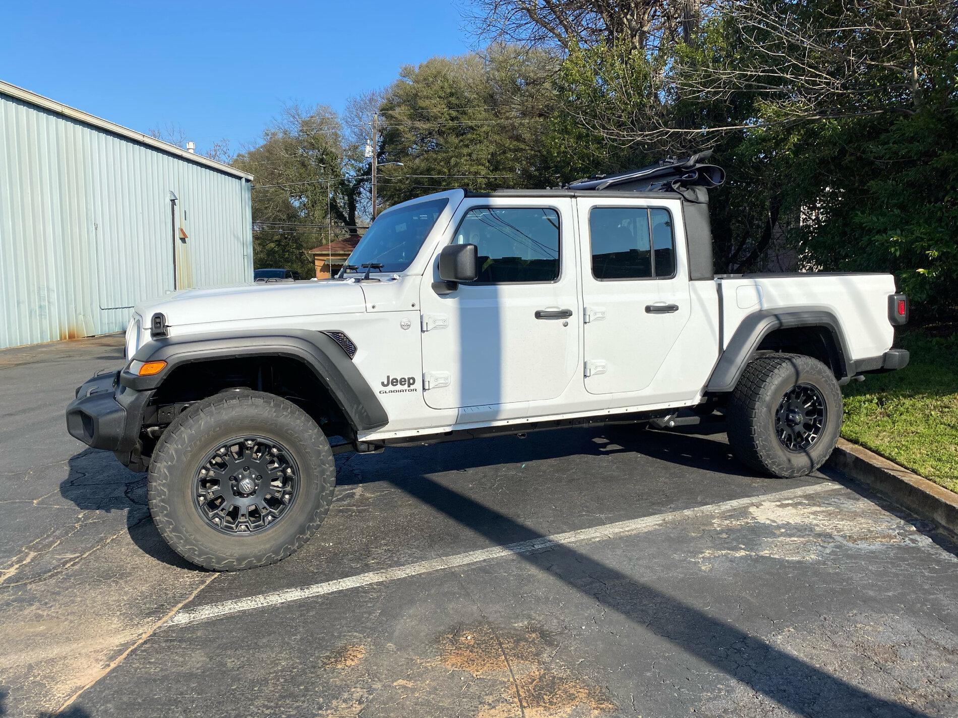 Jeep Gladiator Sport with 35s or 37s 5CC85AC3-DE00-402A-856E-712D0ED23D80