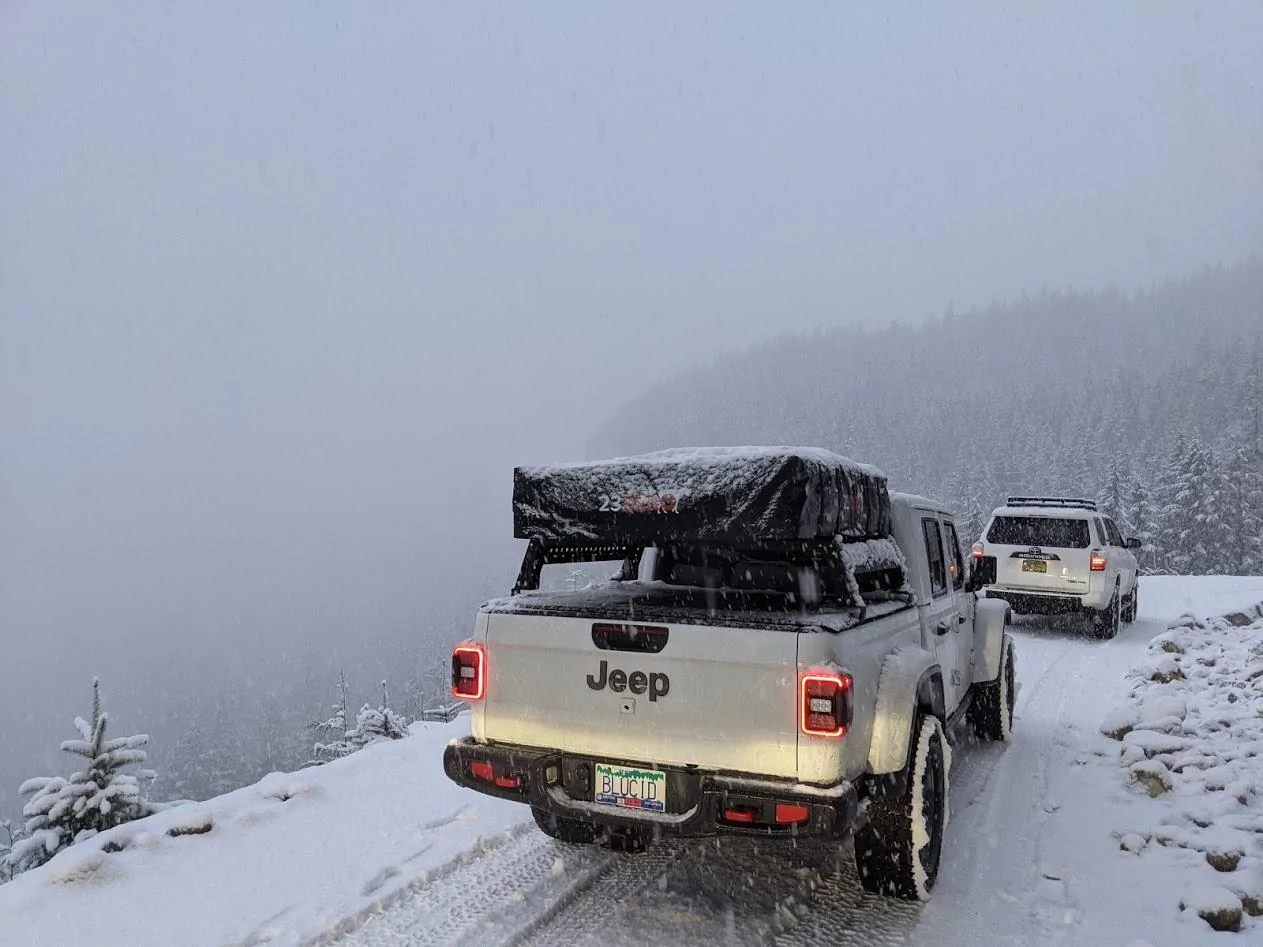 Jeep Gladiator Max-Modular Rack - install questions PXL_20201213_232826245