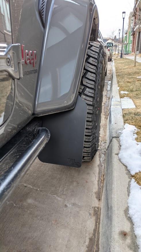 Jeep Gladiator Rock Hard 4x4 Sliders rokblokz-front
