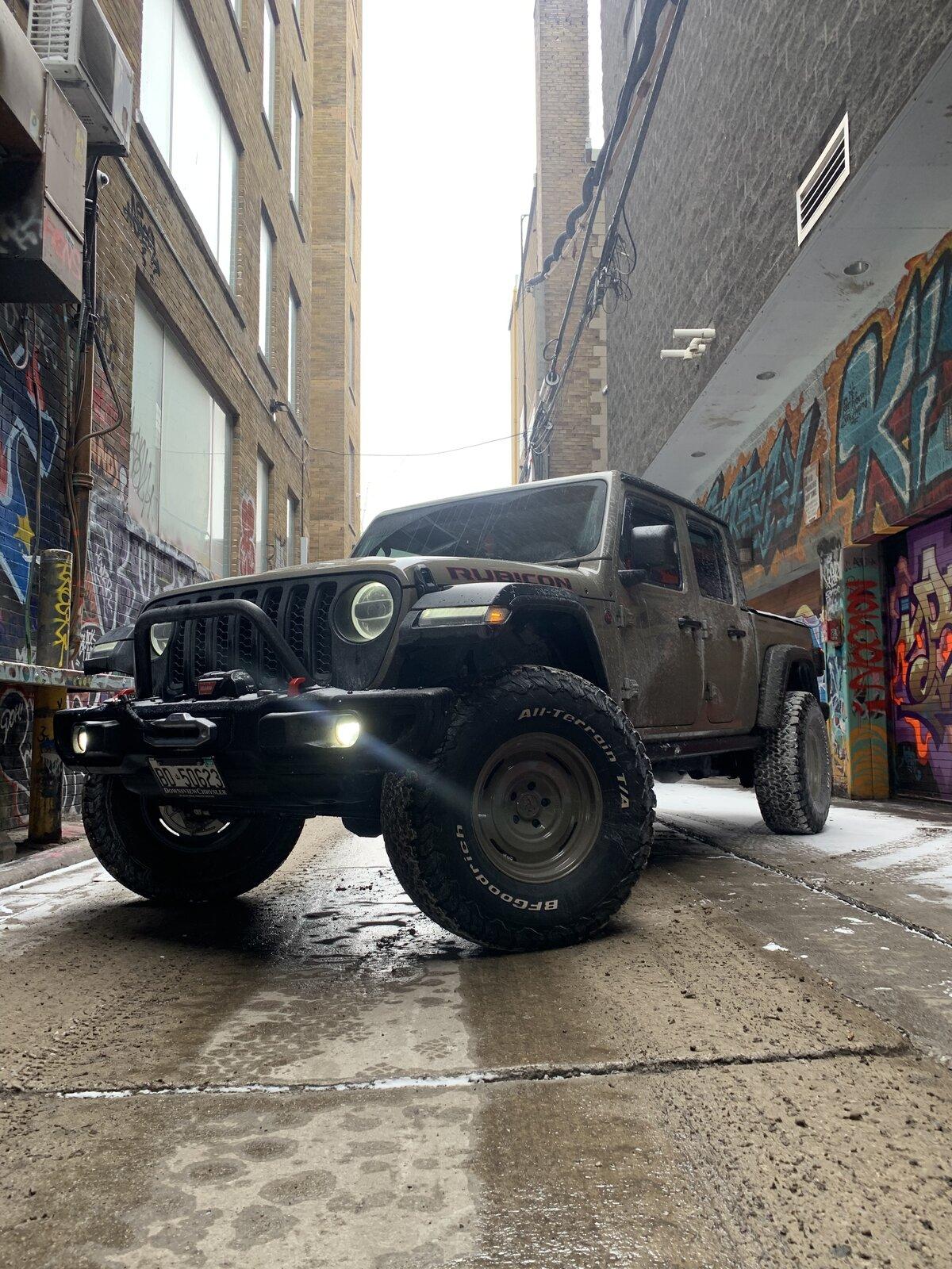 Jeep Gladiator Gladiators on Mopar 2" Lift Kit BD654CA1-3CE3-4A3B-A7B0-52AF634D7BF9