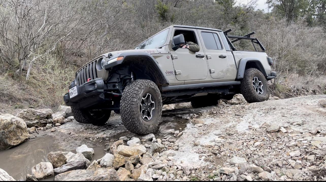 Jeep Gladiator Gladiators on Mopar 2" Lift Kit FF3CE11F-2A5C-4676-A9E7-0843C98954FA