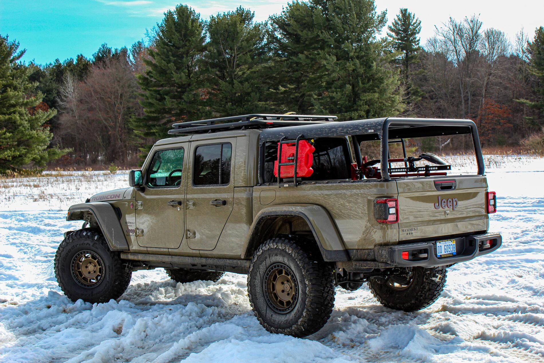 Jeep Gladiator Maximus-3 trifecta of rack solutions for the Jeep Gladiator IMG_5116