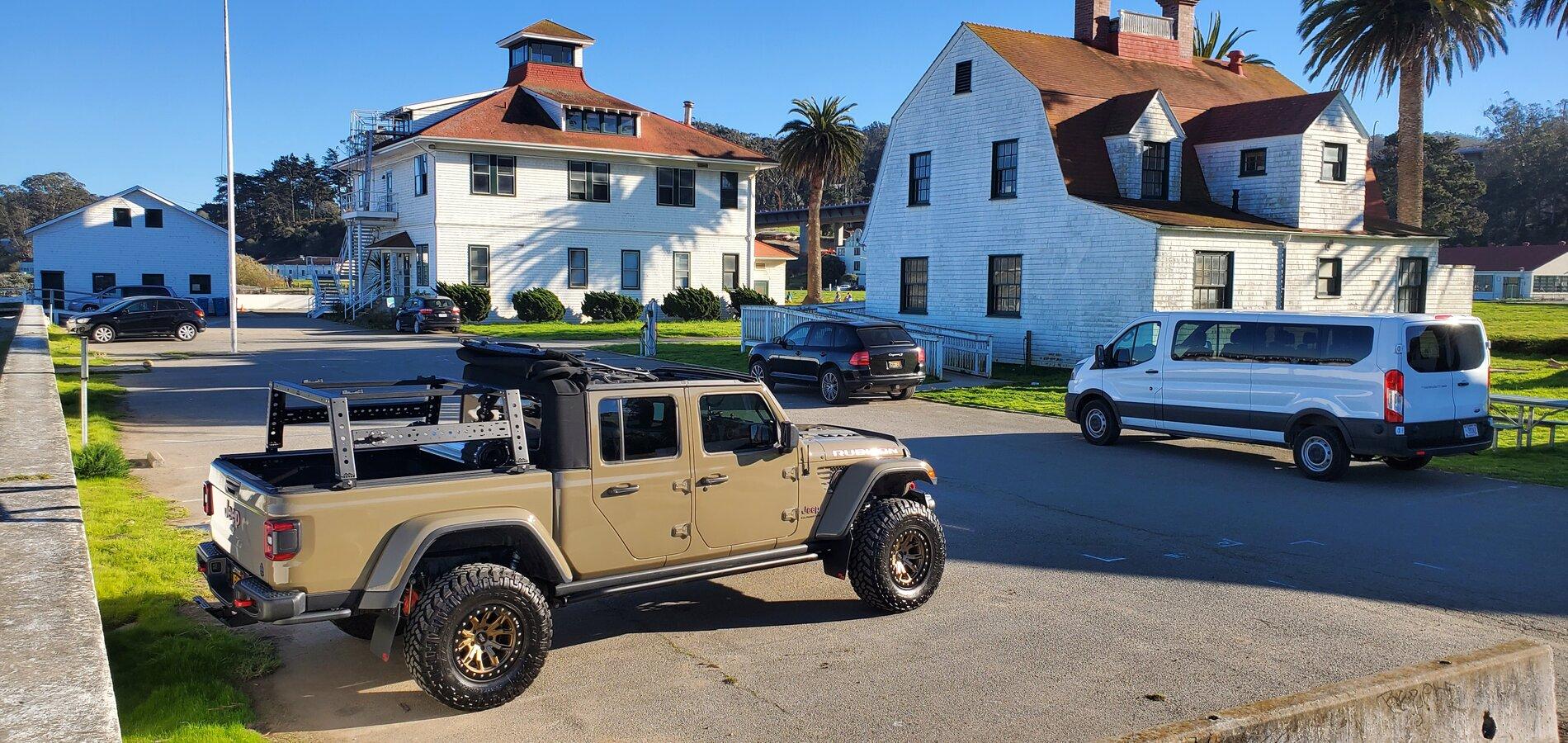 Jeep Gladiator Soft Top with Bed Rack- pics? 20210222_160419