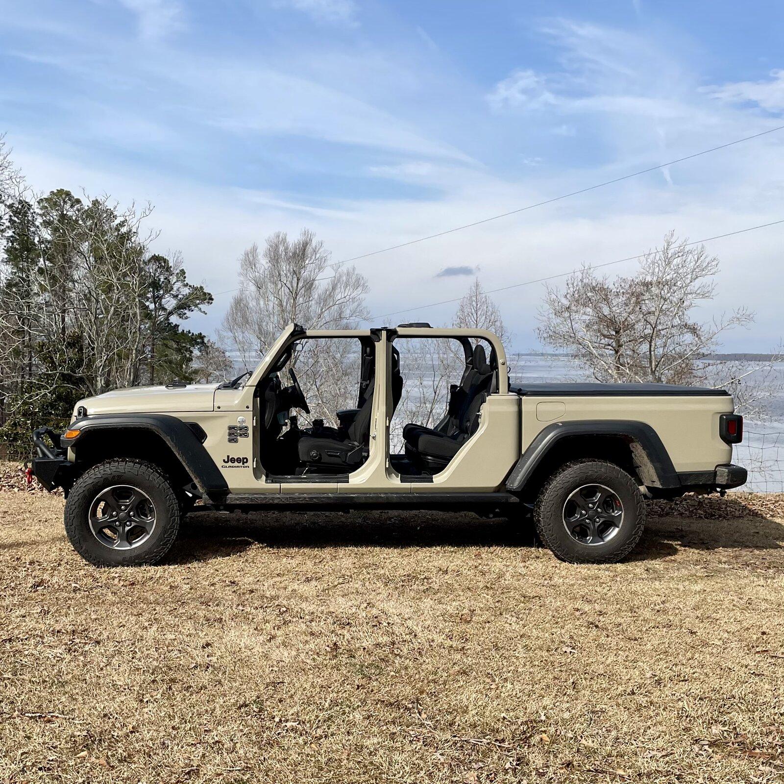 Jeep Gladiator Poll: Do full 1.5” or just 1” for teraflex leveling kit? 9C455D07-3639-4CC9-AEA3-4E361F5143D8