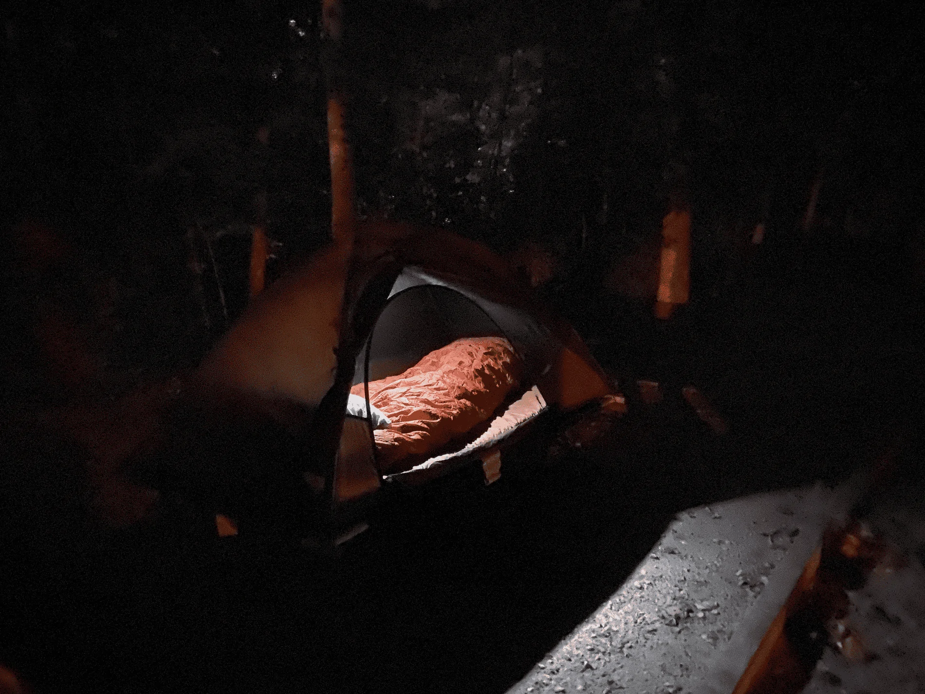 Jeep Gladiator SLEEPING in a JT tempImages275w1