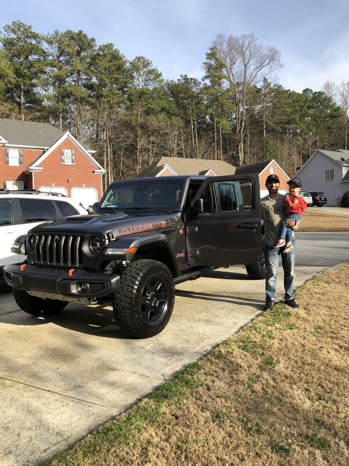 Jeep Gladiator STOP Sale on all Manual Jeeps [Update: software flash fix arrives in March] 5D7F0C9F-2512-4268-B6BB-F7572651A8E1