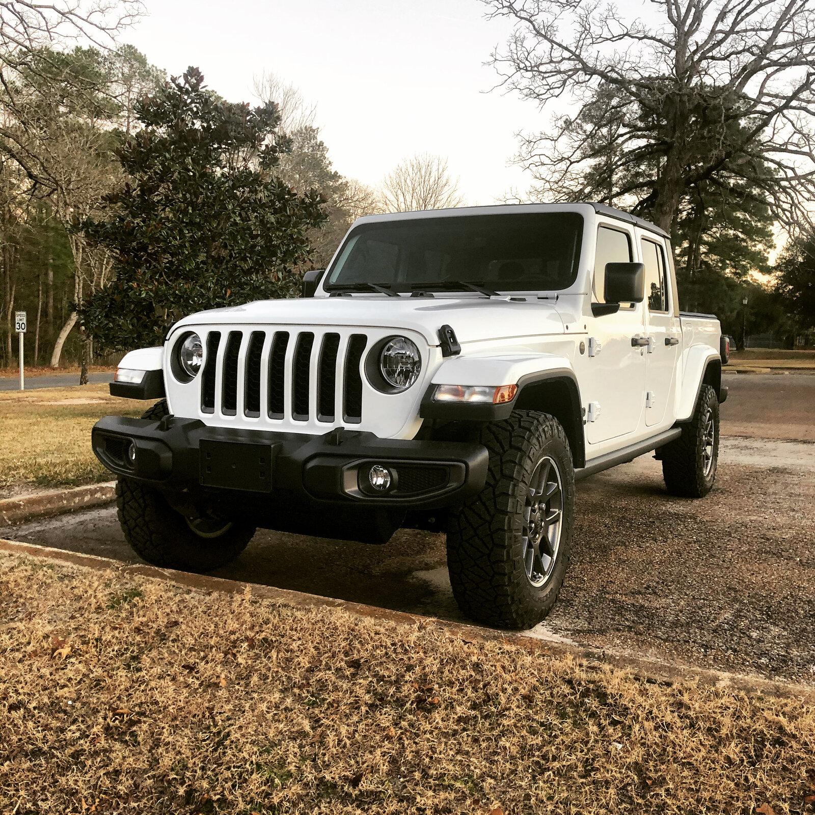 Jeep Gladiator Pictures Wanted - 33’s 17C46FC1-E33E-4222-A505-09584FA296D1