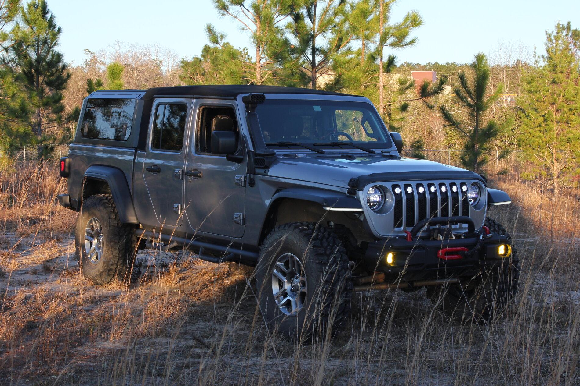 Jeep Gladiator Drew's 2020 Gladiator Sport S Supercharged IMG_0313.JPG