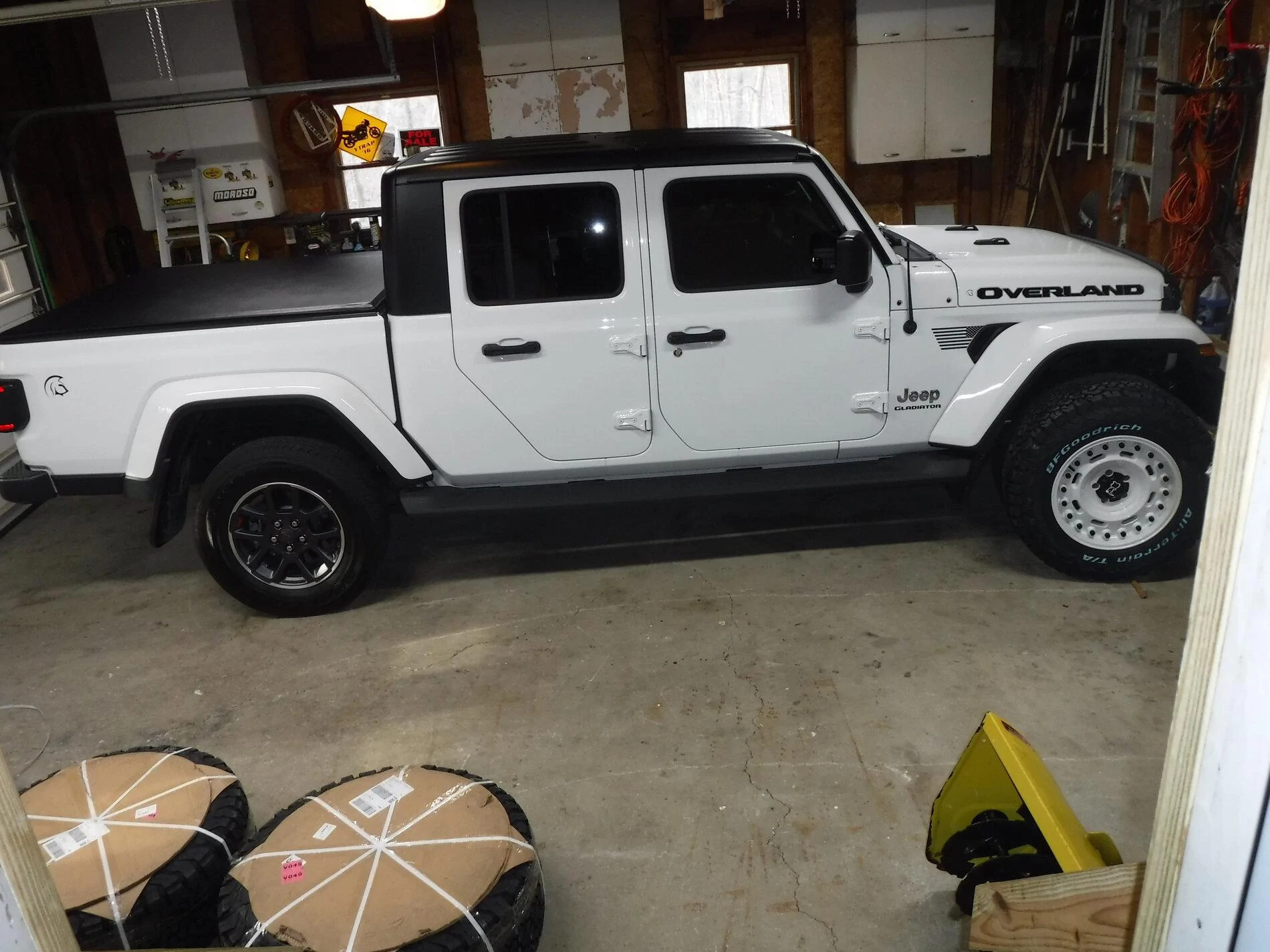 Jeep Gladiator Opinions on these wheels !!! / Offtopic stuff l,lol DSCF3704