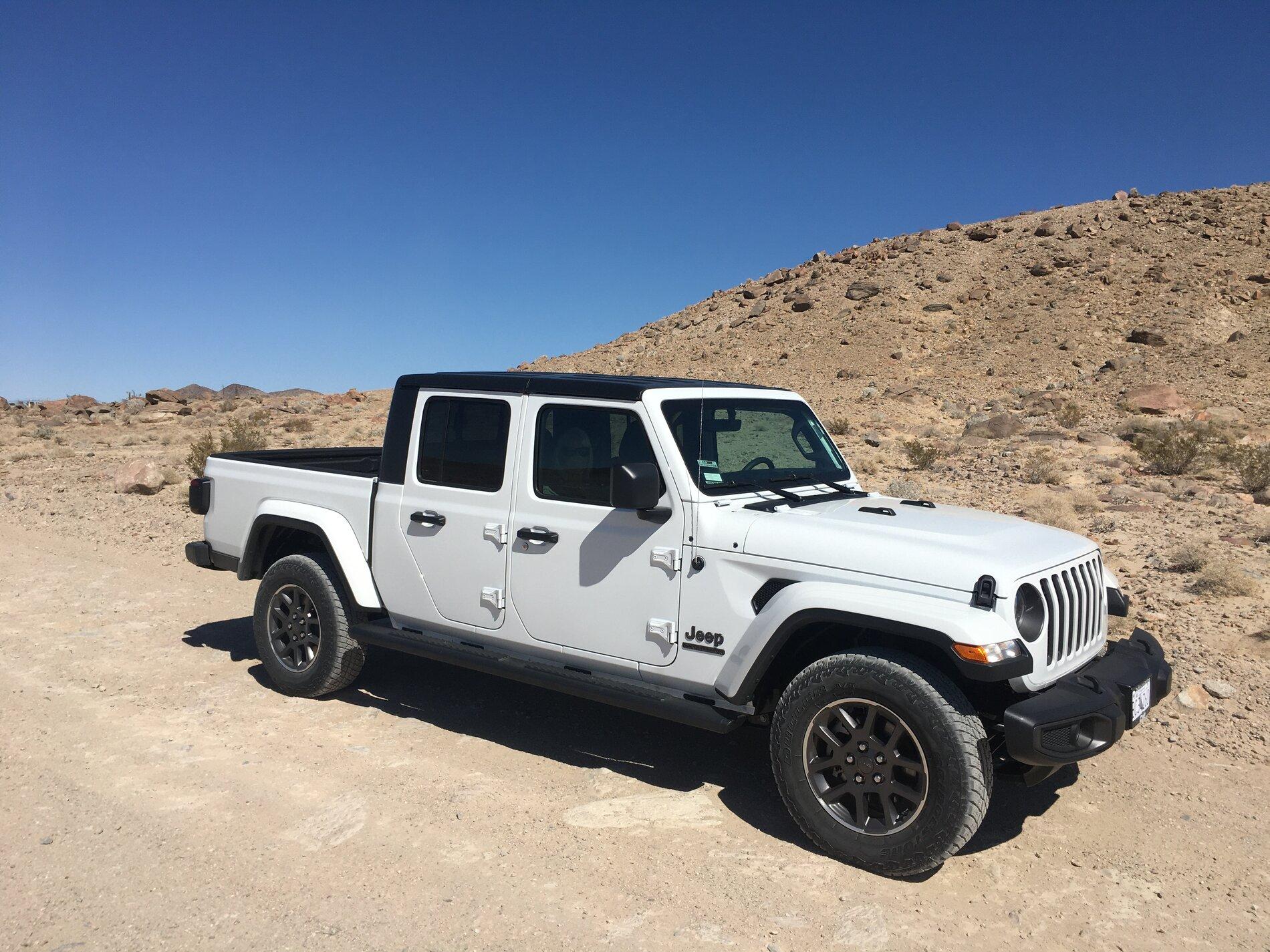 Jeep Gladiator BRIGHT WHITE Gladiator JT Club First Dirt.JPG