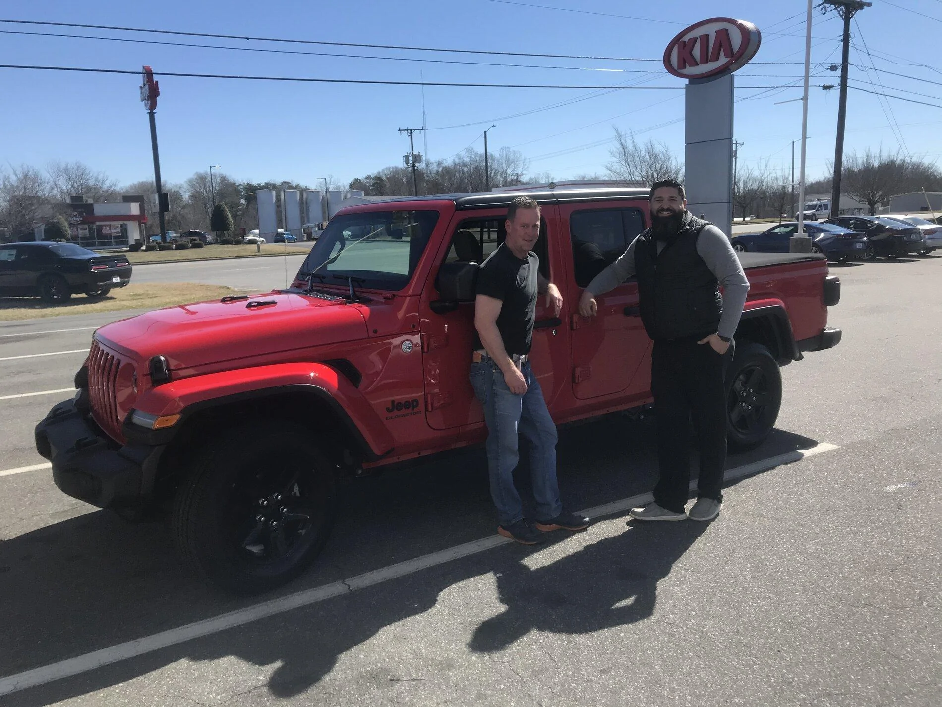 Jeep Gladiator Torn between two dealers B8FDBA82-7F2C-4F3C-83FE-5CCA554A3F74