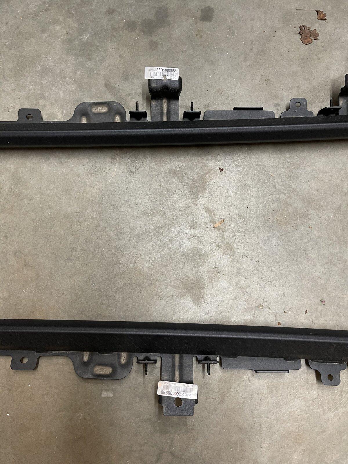 Jeep Gladiator OEM Mojave Sand/Rock Rails 8E47D2E4-DC14-4D16-B95F-ACB3BAE8E52E