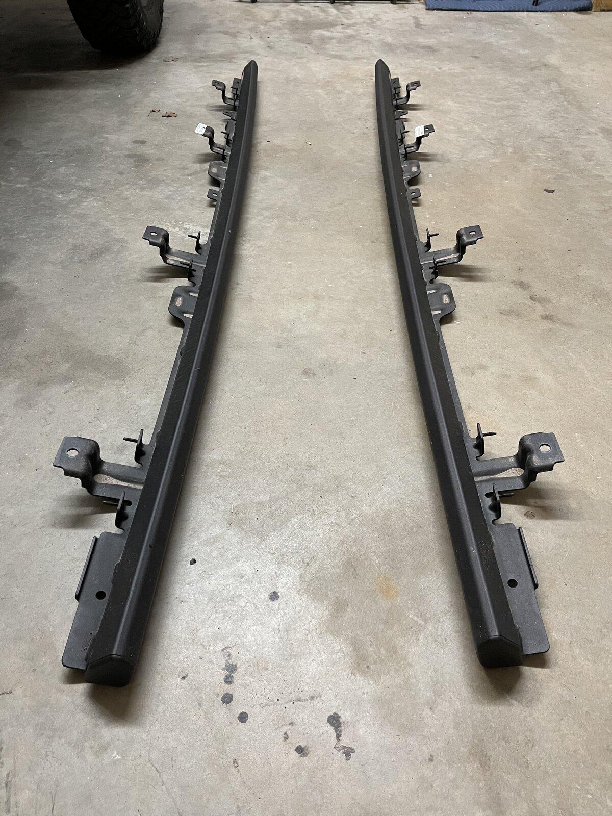 Jeep Gladiator OEM Mojave Sand/Rock Rails D1A3F207-6BD5-412B-83CC-DA717F8289E9