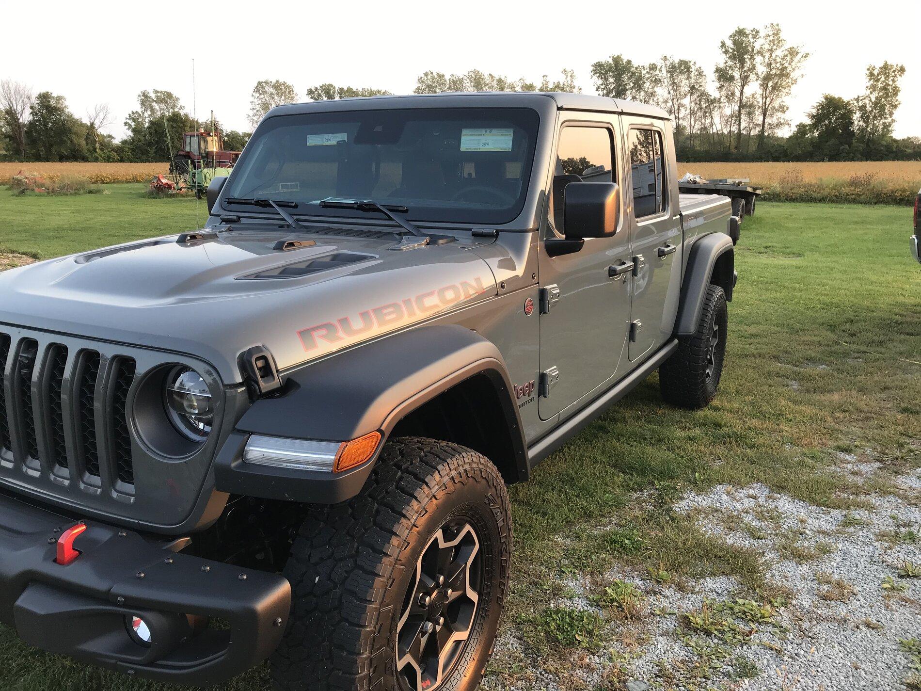 Jeep Gladiator Rim size - of my Jeep E5C9B90E-1FB1-49AF-A15B-E03BA08641A5