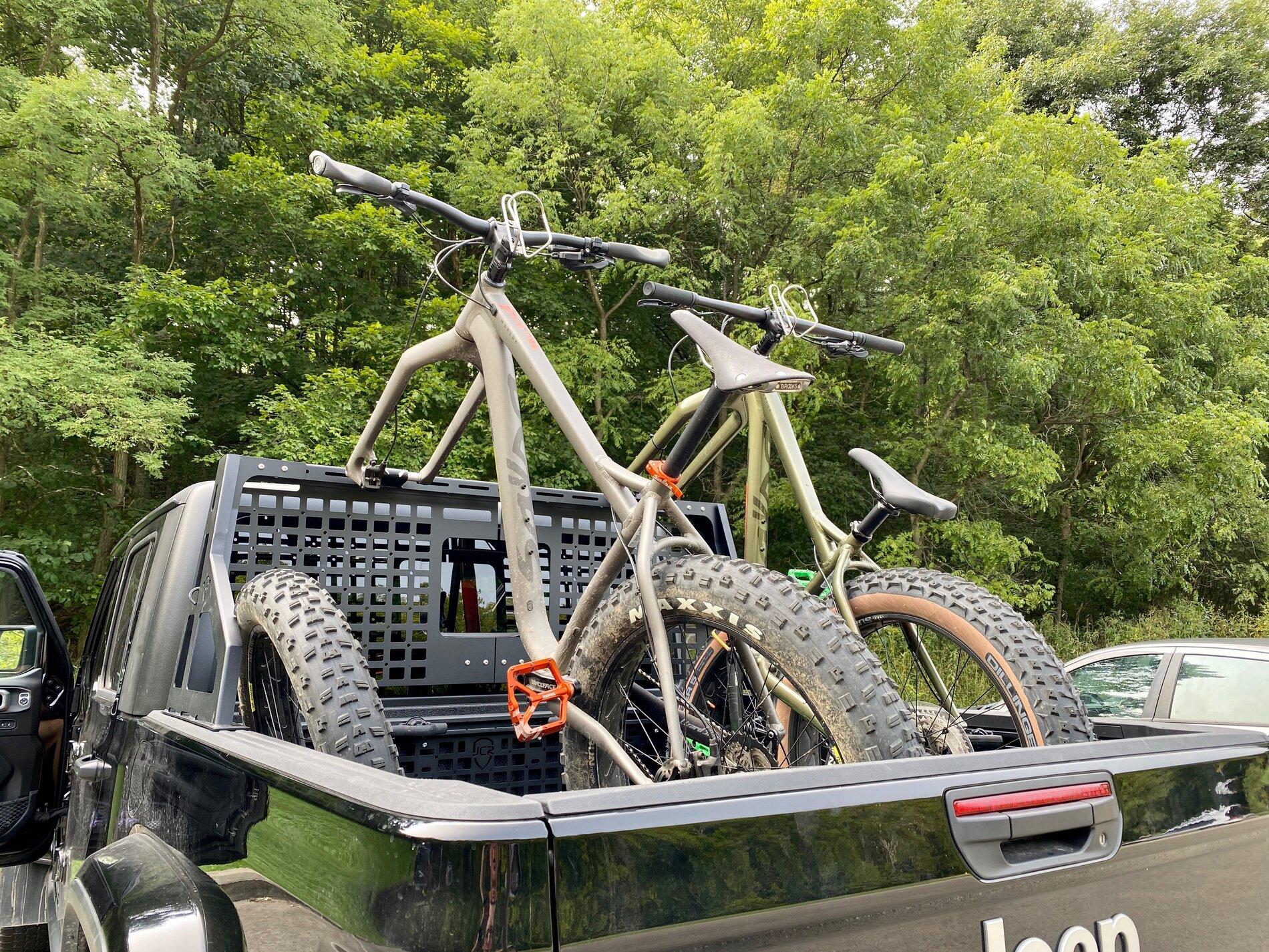 Jeep Gladiator Bicycle storage IMG_6762 2.JPG