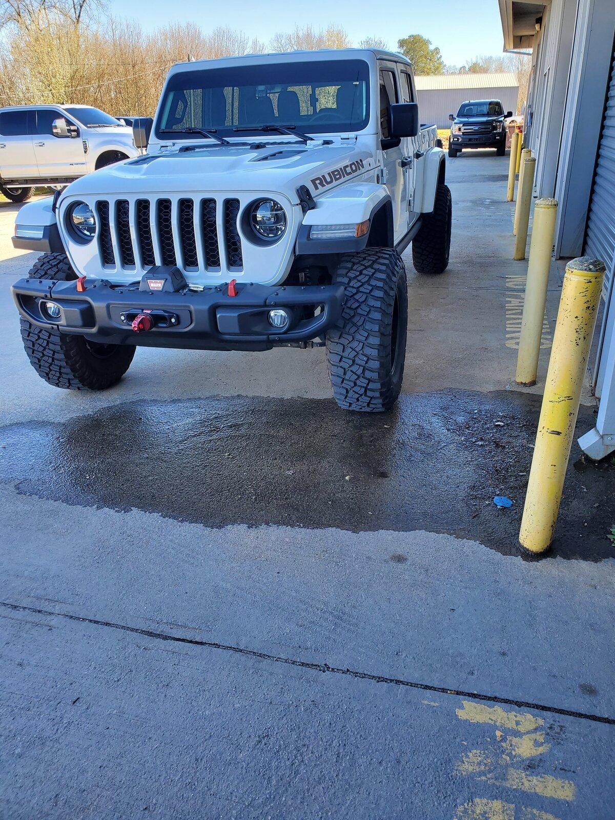 Jeep Gladiator BRIGHT WHITE Gladiator JT Club 20210303_144334