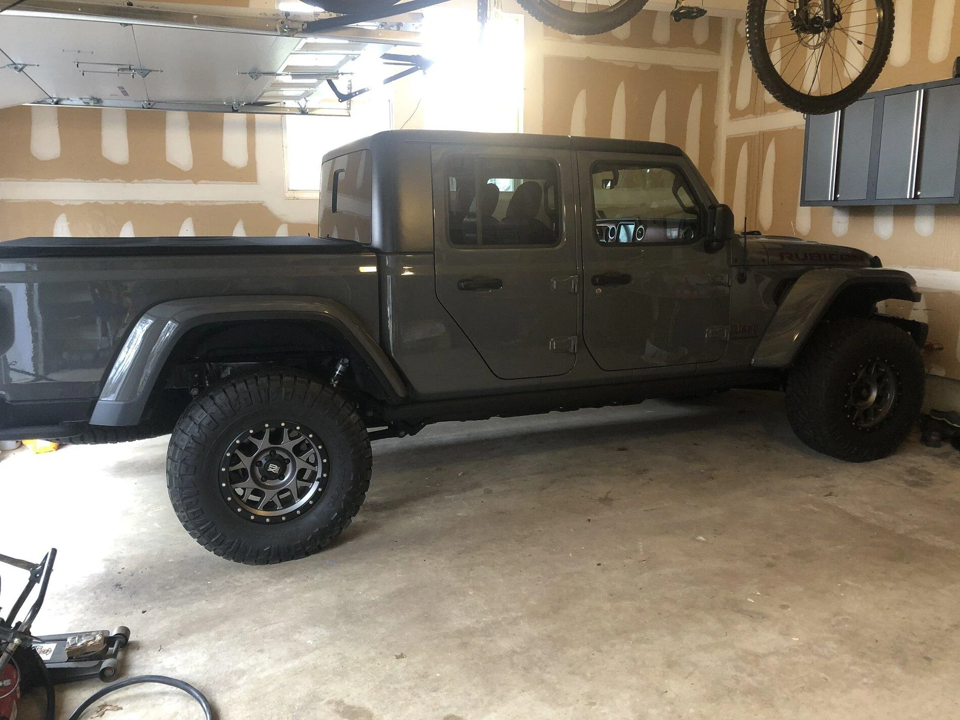Jeep Gladiator KMC Bully with Nitto Ridge Grapplers 35 inch 167E6826-3EAD-4882-8F85-66BA500087A0