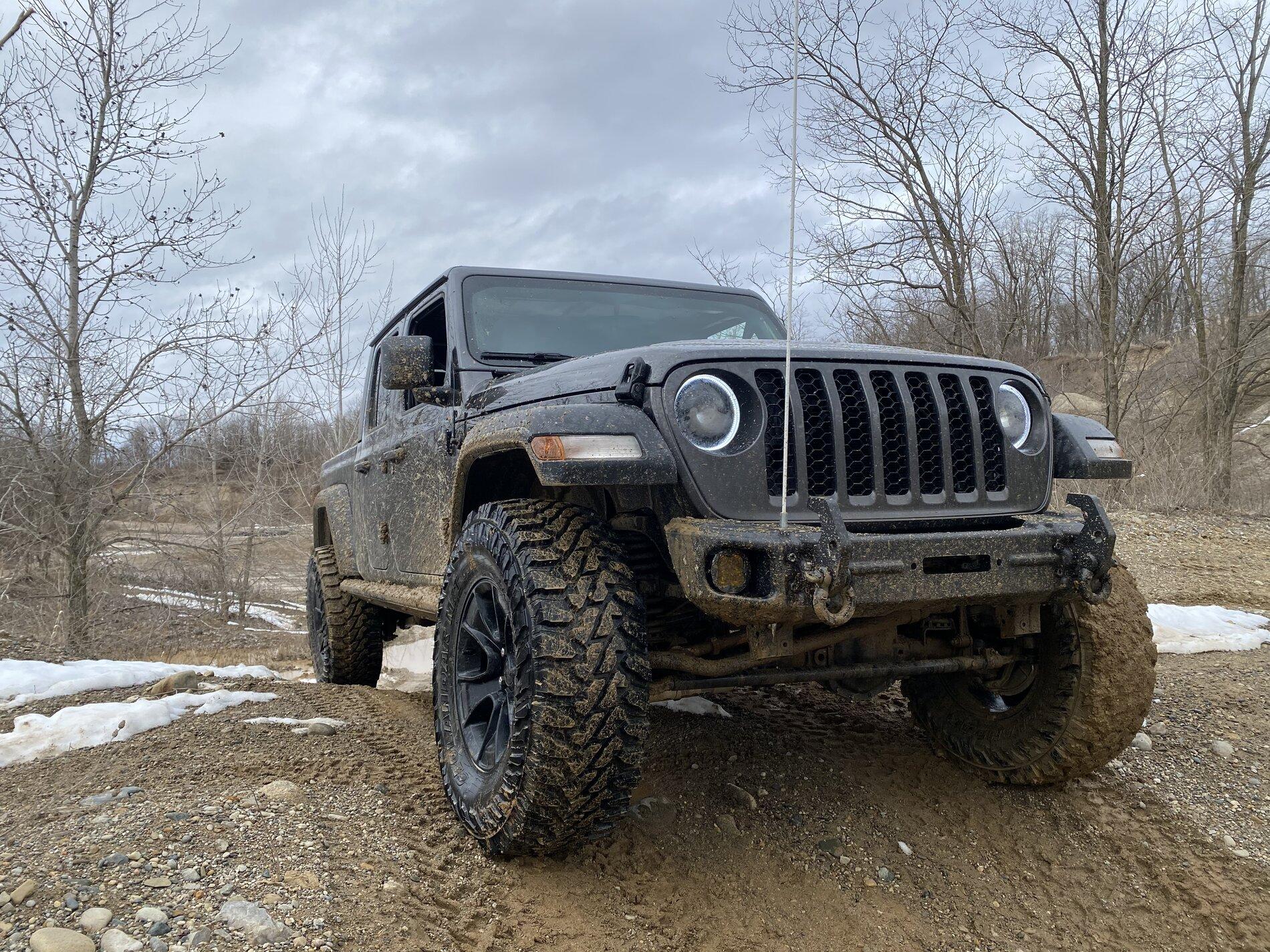 Jeep Gladiator Show me your front bumpers!! 0E9A3139-7A84-4A23-B5D7-A69D0E2EDCB2