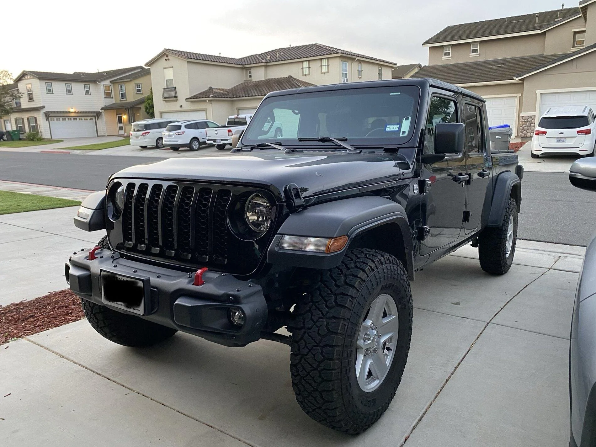 Jeep Gladiator Kenda Klever 35x10.50r17s on Stock Sport Wheels 5D25A37A-8713-49D5-8150-B4F69F9B5C44