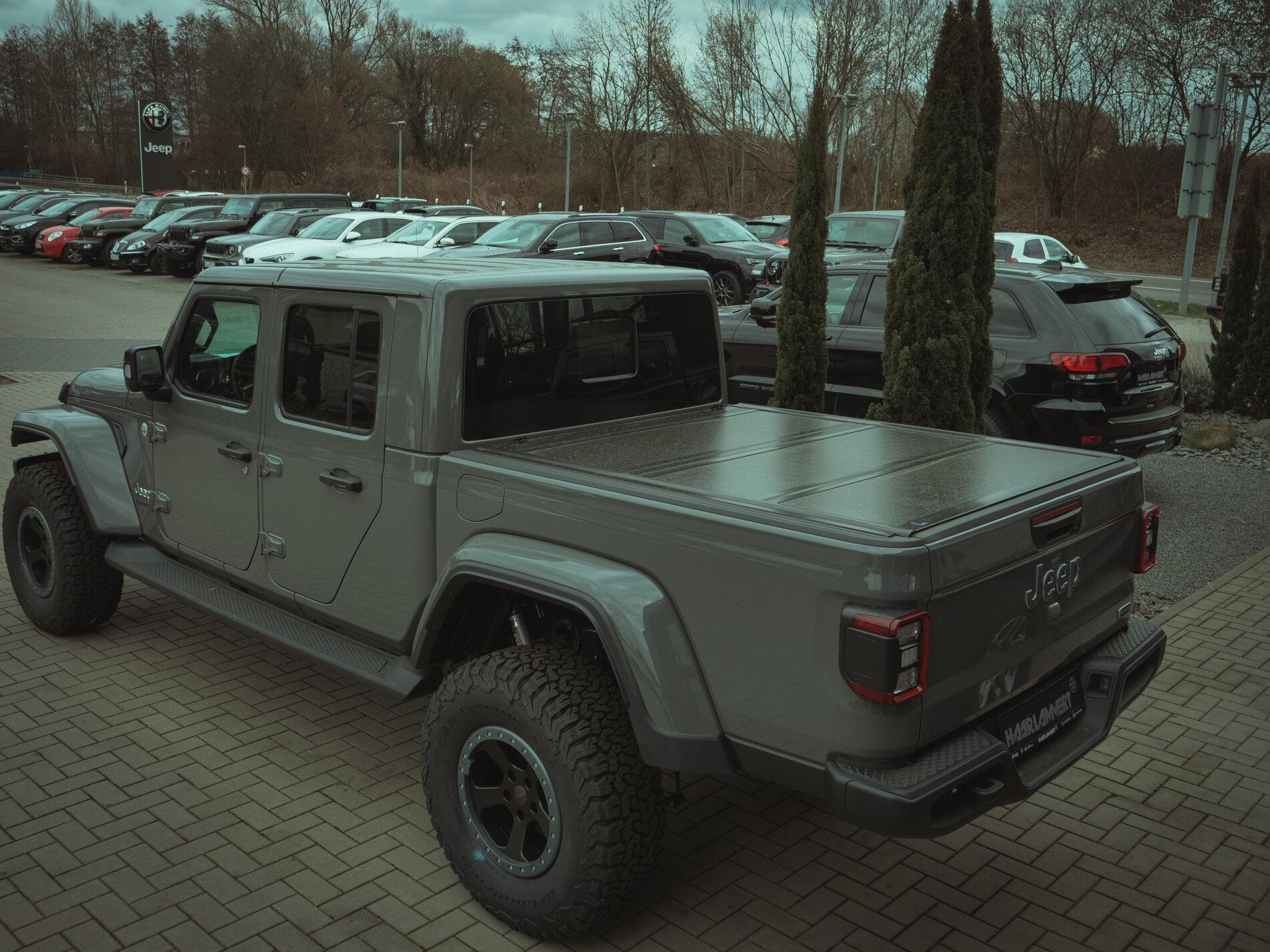 Jeep Gladiator Sting-Gray owner... show me your gray wheels 0900E607-71F5-43A1-B862-CAF3004DA834