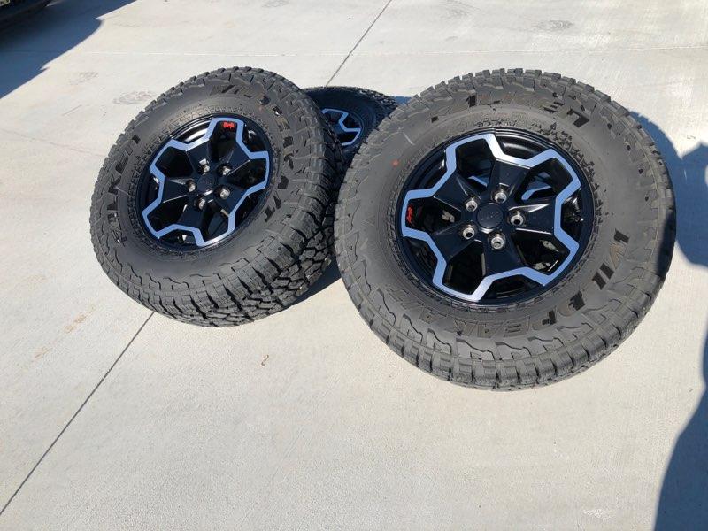 Jeep Gladiator Rubicon wheels and tires w/ TPMS IMG_20210307_164212